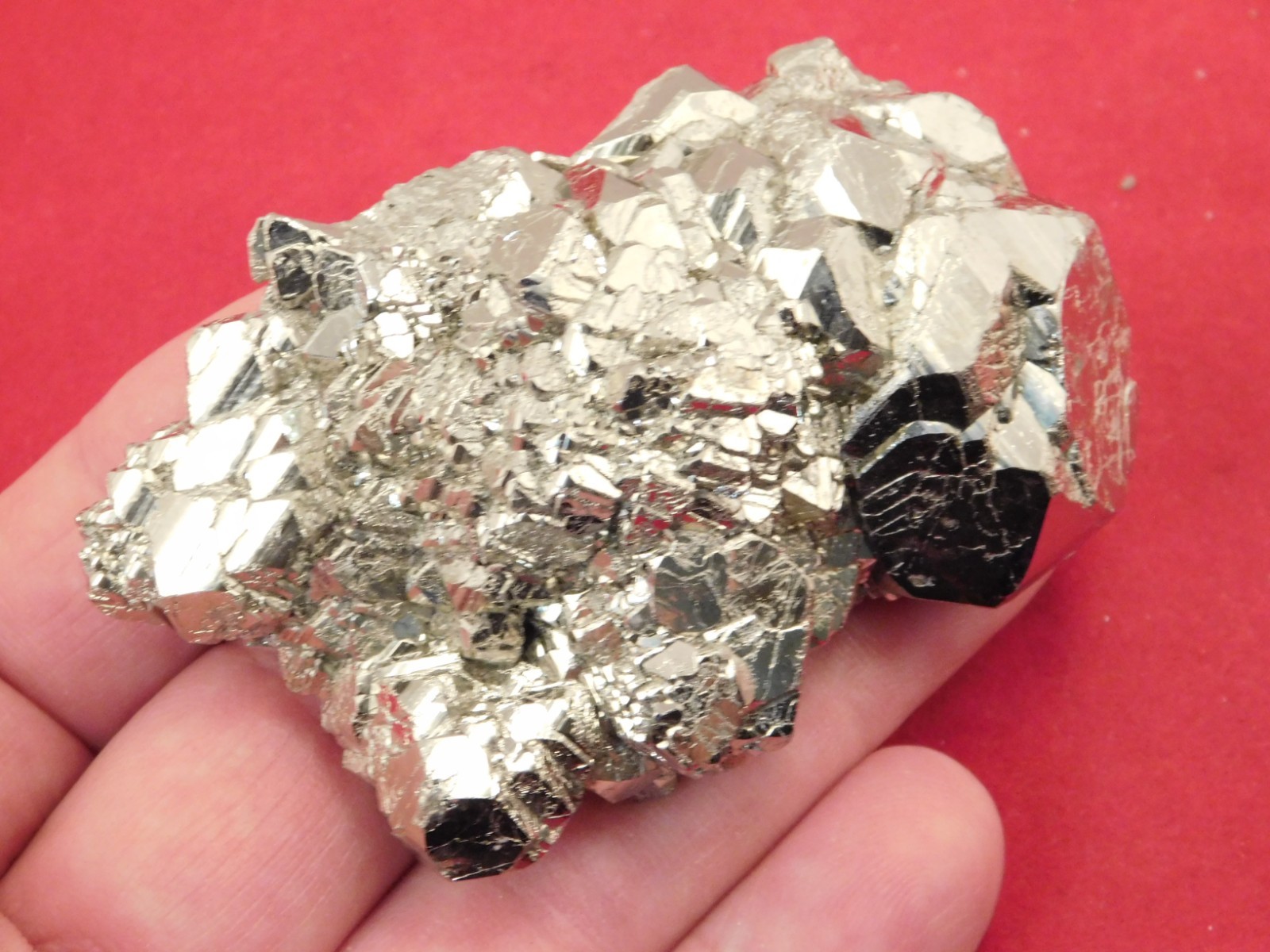 Dodecahedron PYRITE Crystal Cluster 100% Natural Peru 168gr