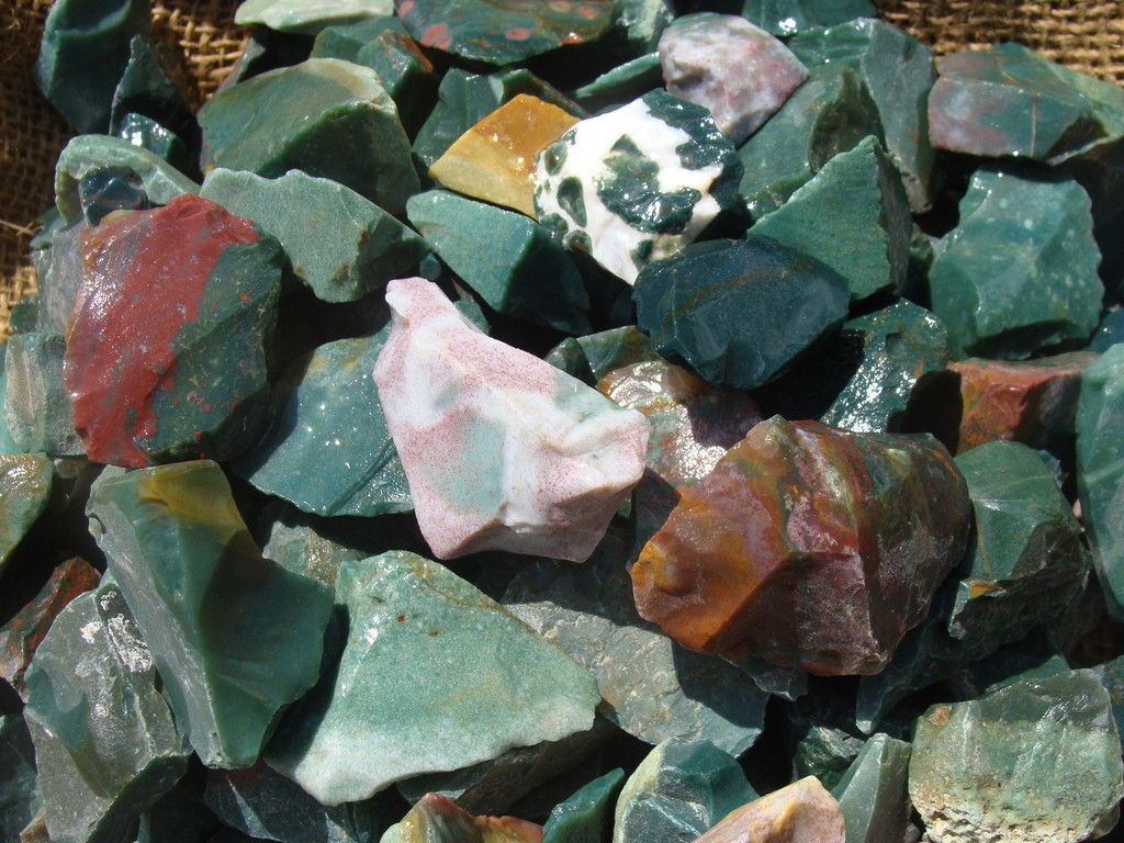 2000 Carat Lots of Bloodstone Rough – Plus a Very Nice FREE Faceted Gemstone