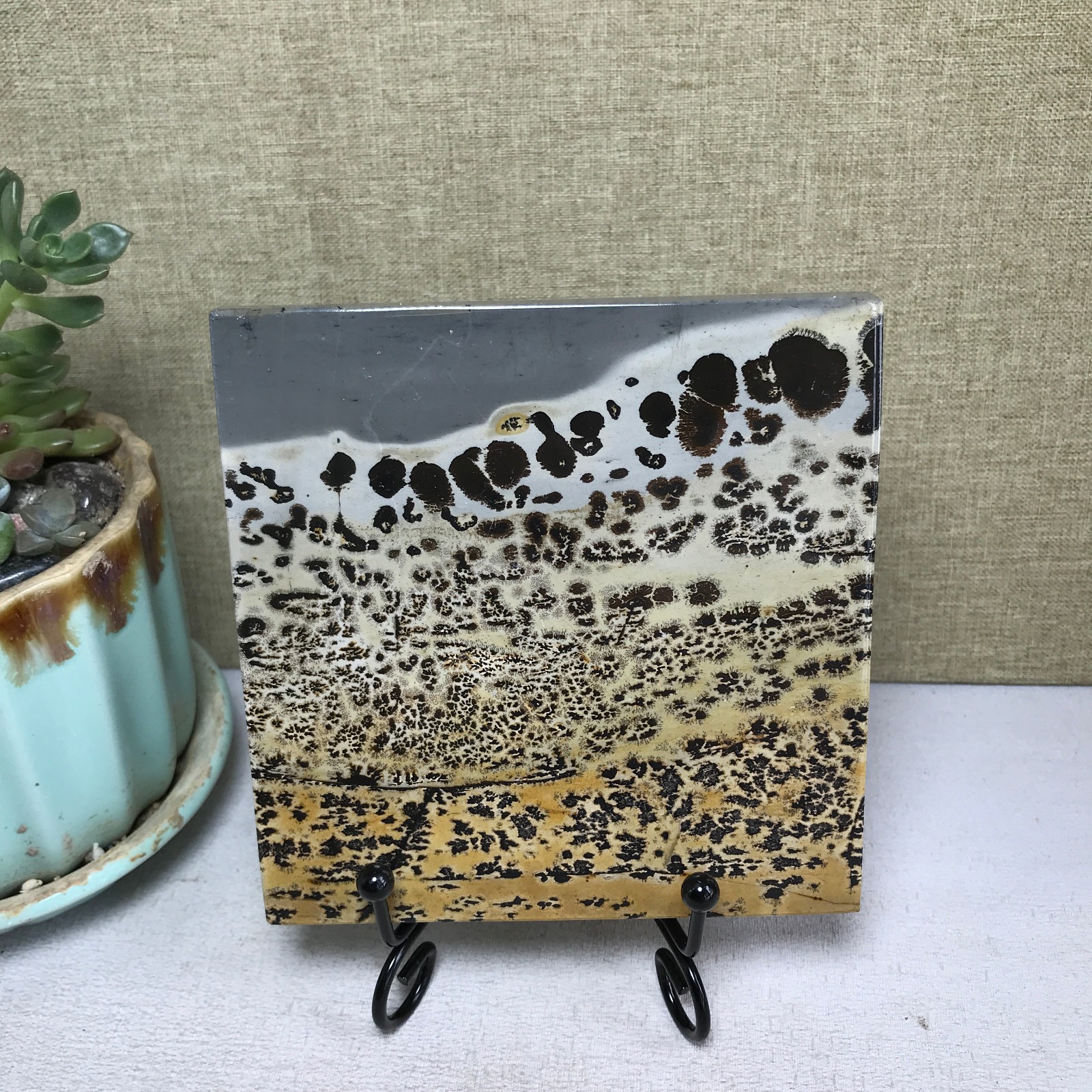 Natural Chinese painting stone crystal ornaments for home decoration 233g A5363