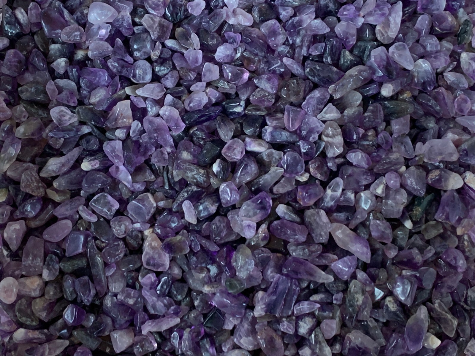 Grade A++ Amethyst Semi Tumbled Gemstone Mini Chips 4 – 9 m, Wholesale Bulk Lot