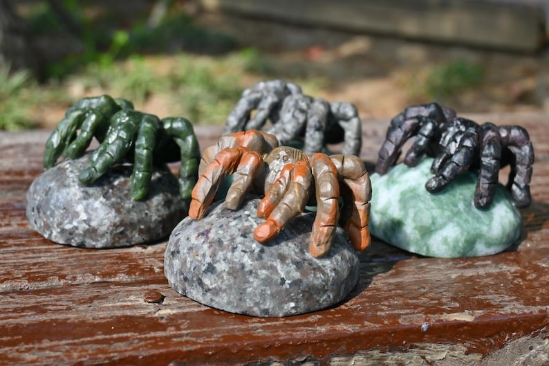 3.2″Hand carved Natural Quartz Spider Reiki Crystal figurine Heal Decor gift 1pc