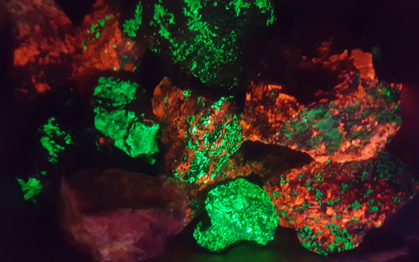 8ozs 1/2lb Lot Franklin New Jersey Fluorescent Rocks Minerals Willemite Calcite