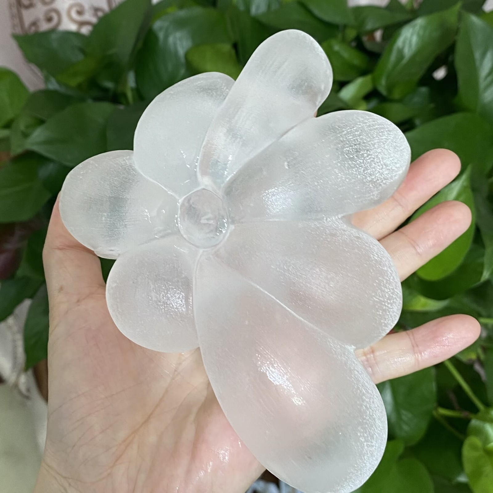 605g Natural clear quartz lotus crystal hand carved mineral specimen gift