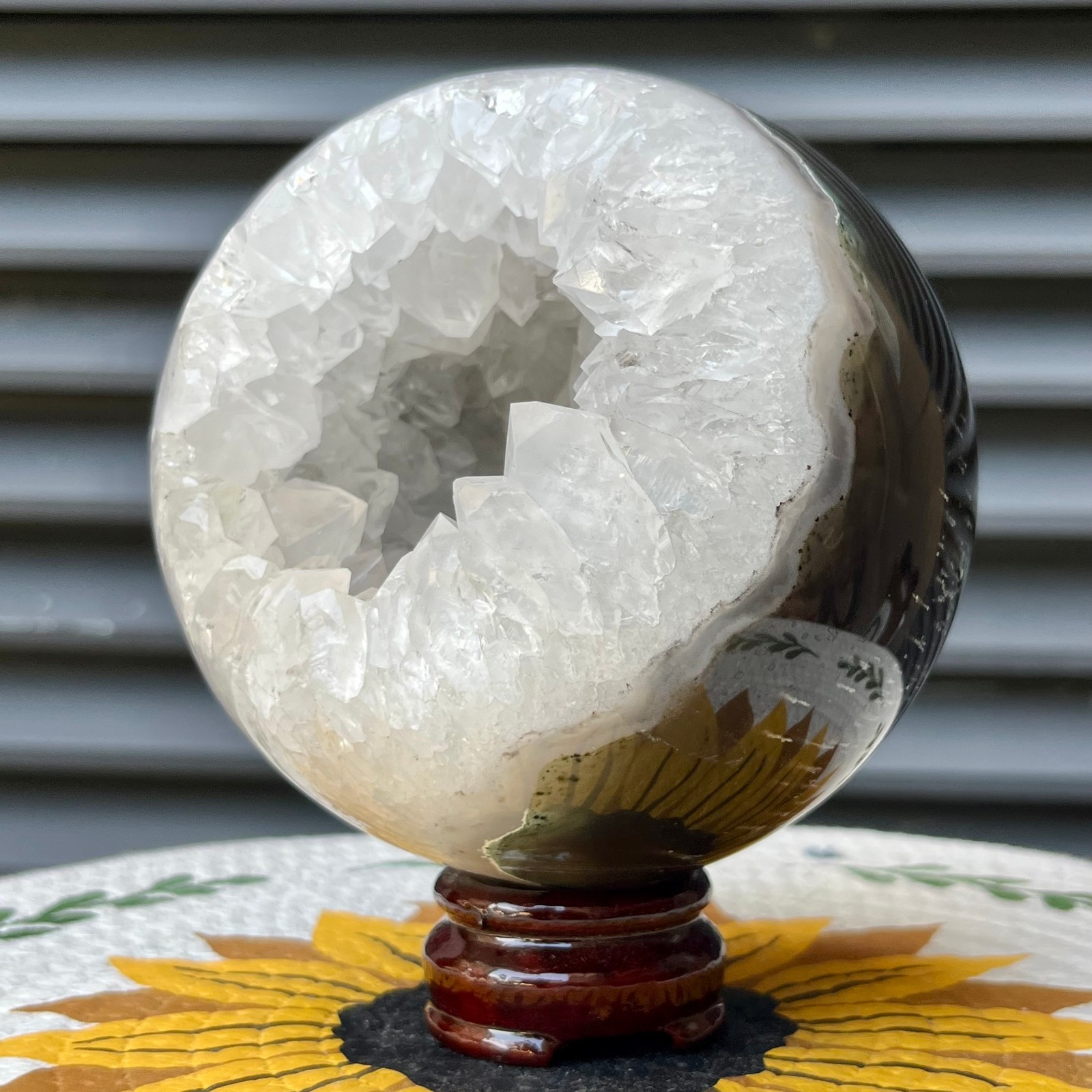 4 lb Natural White crystal Geode Sphere Crystal Druzy Ball Decor
