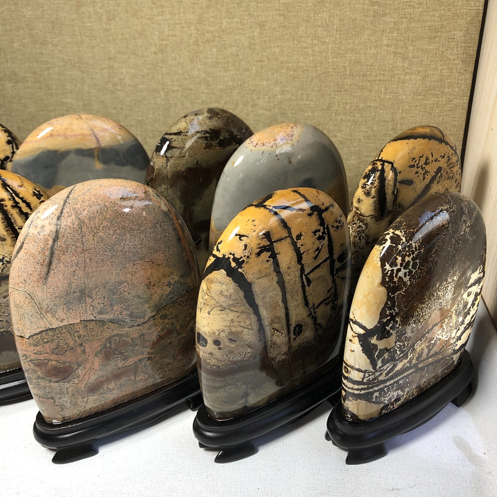 5Pcs Natural Chinese painting stone crystal ornaments for home decoration