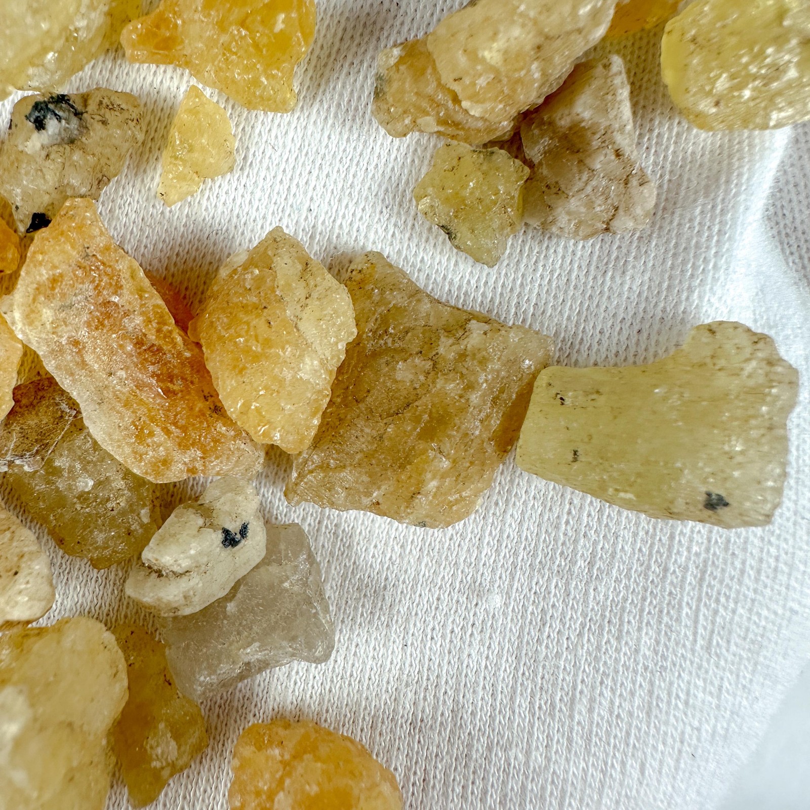 Raw Heliodor Crystal / Rough Yellow Beryl Stone / Manifestation / Prosperity