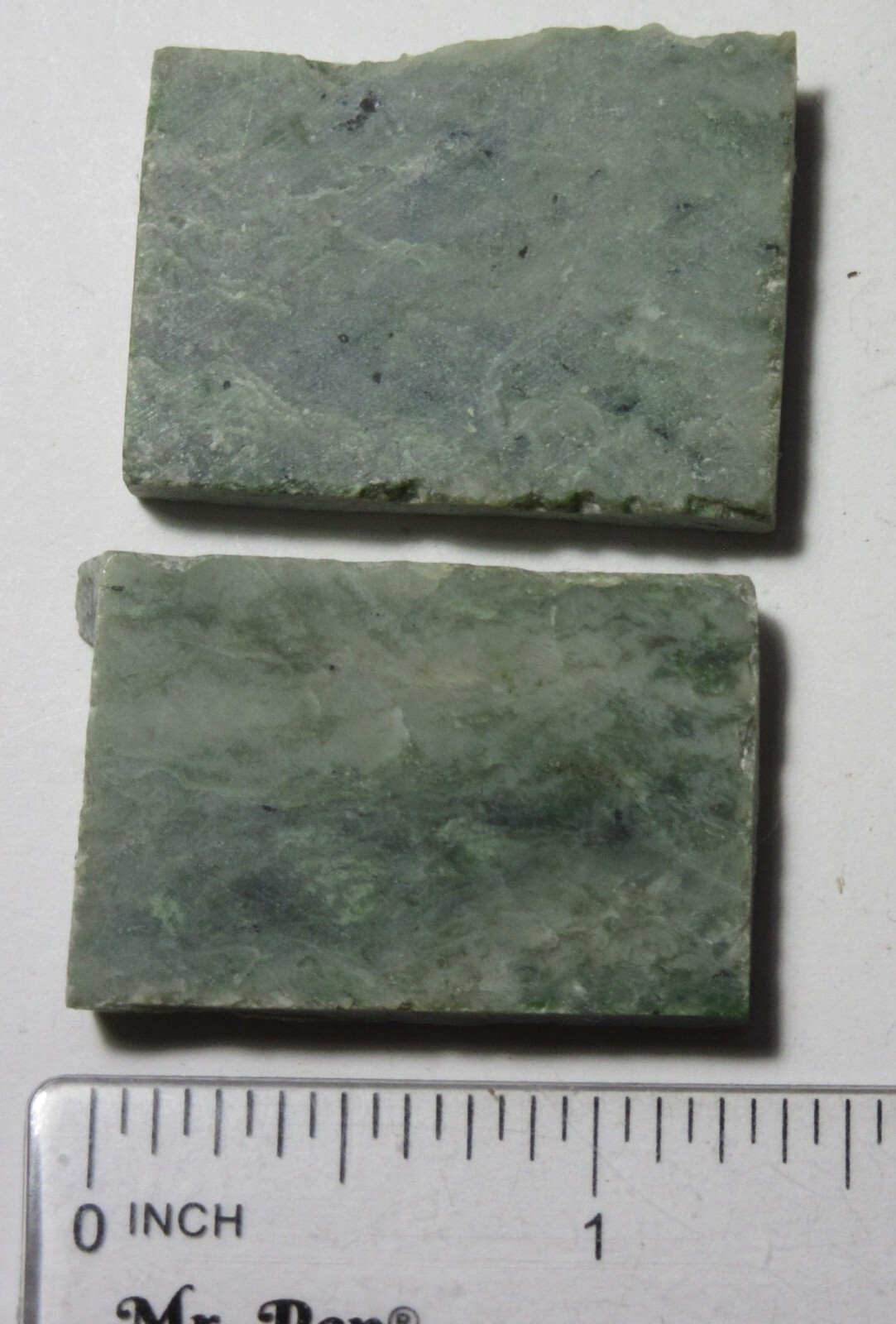 Medecino Green Nephrite Jade 1 5/16″ Slice Collectible MGNJ-60