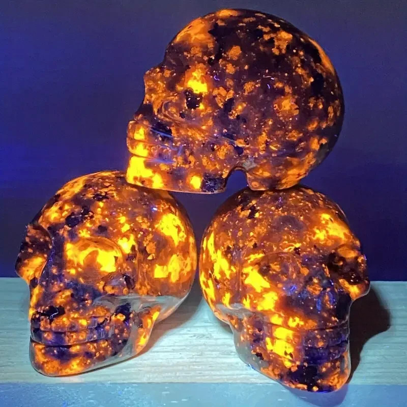 Natural Yooperlite Skull Carved Fluorescent Sodalite Quartz Crystal Healing Gift