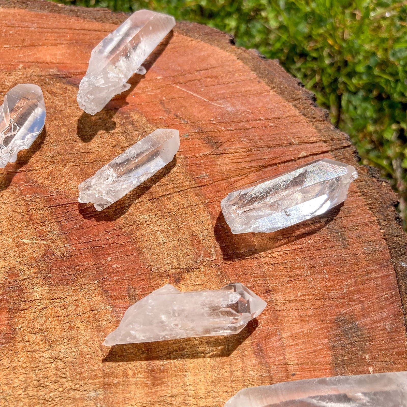 Raw Lemurian Quartz Crystal Point / Protection / Cleansing / Chakra Balance