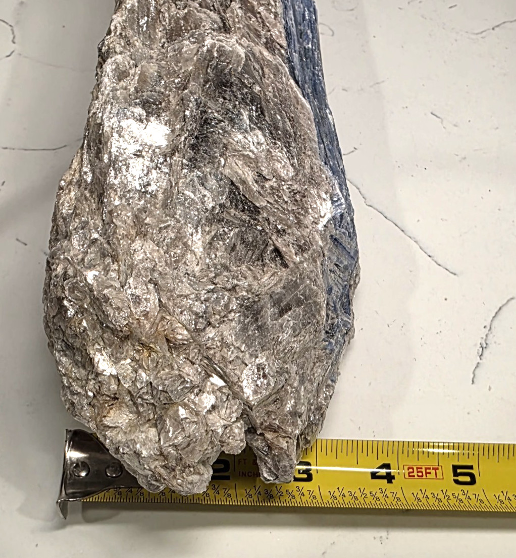 8LB 15″ BLUE OCEAN KYANITE IN NATURAL MICA FORM