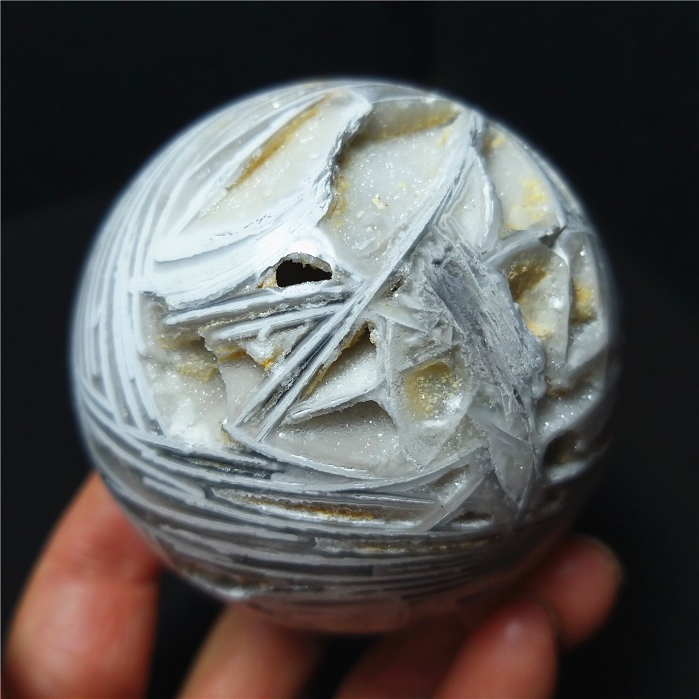 RARE 318.5g 63mm Natural Grid Agate Stone Geode Sphere Ball Healing A4949