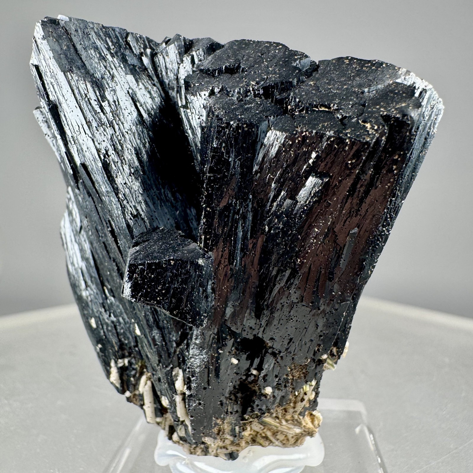 Superb Ilvaite Crystals: No. 1 Mine, Huanggang District, Inner Mongolia, China