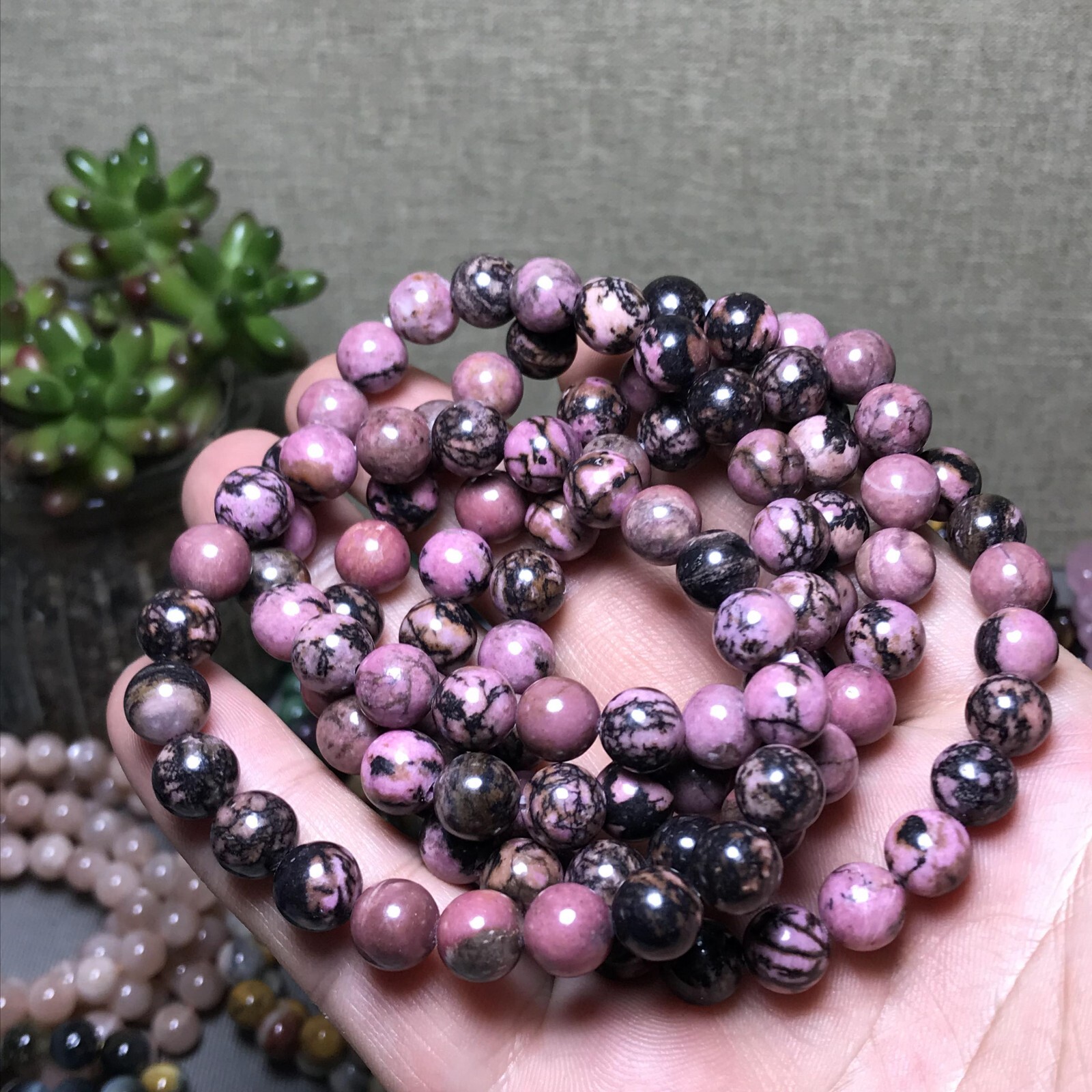 10Pcs Wholesal Natural Polish Red rose stone bracelets Crystal ball 8mm