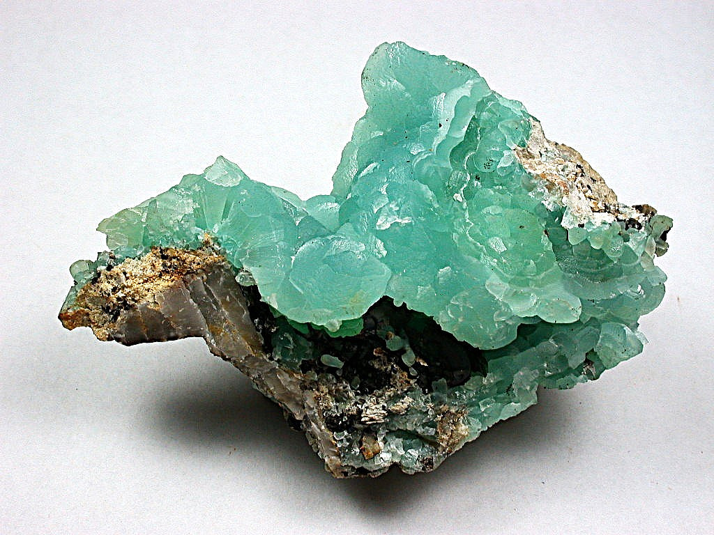 MINERALS : TRANSLUCENT BOTRYOIDAL SMITHSONITE, KELLY MINE, NEW MEXICO, 110 GRAMS