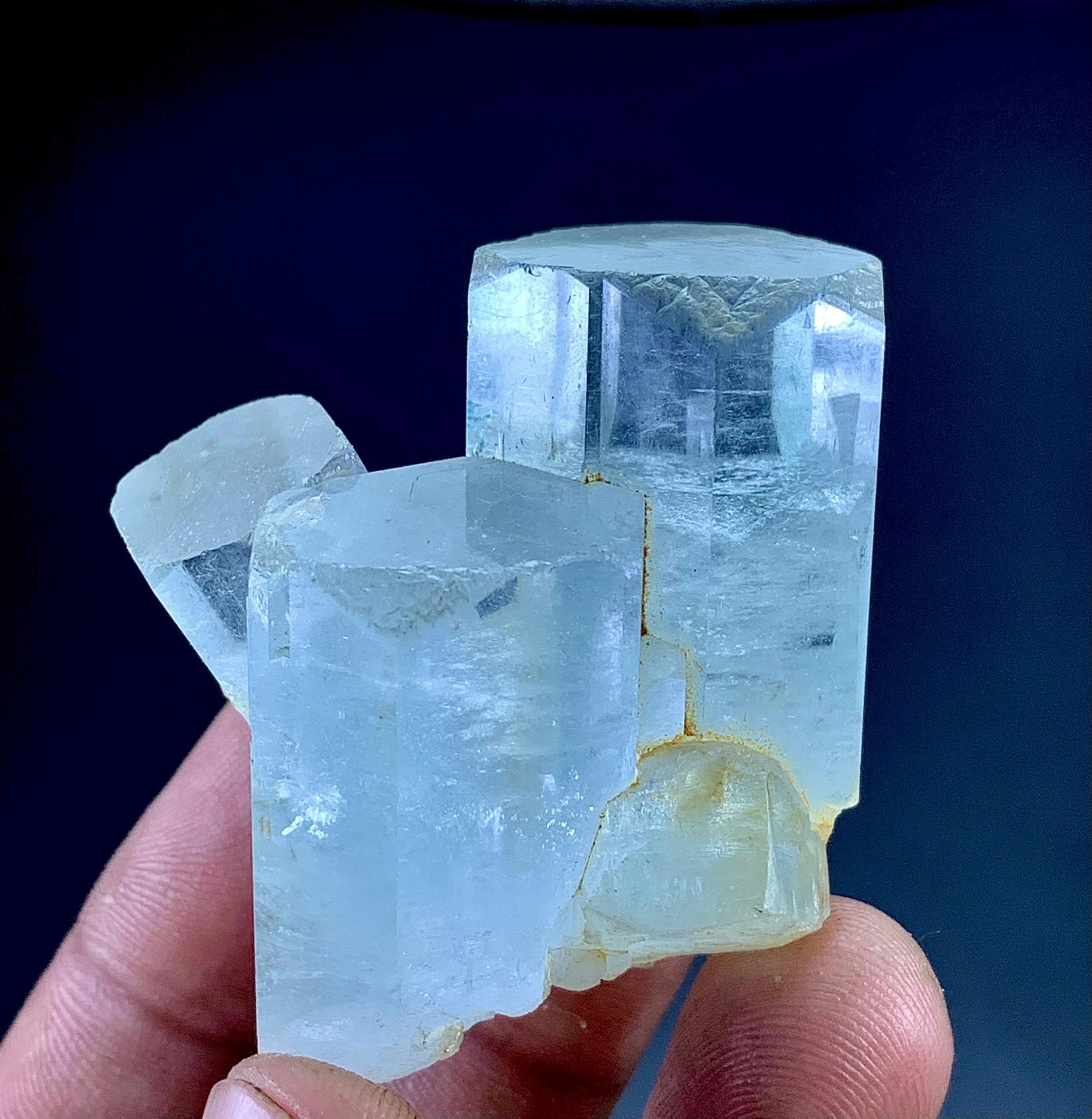 293Carat Top Quality Aquamarine Crystal From Skardu Pakistan.Rare Color