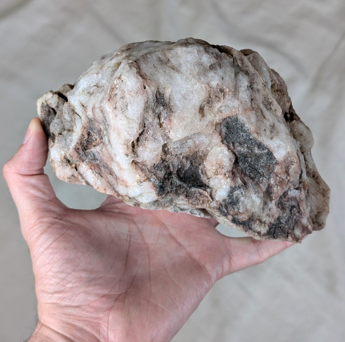 1.74kg Milky Quartz Raw Rock Natural Opaque Crystal Geode Red/Brown