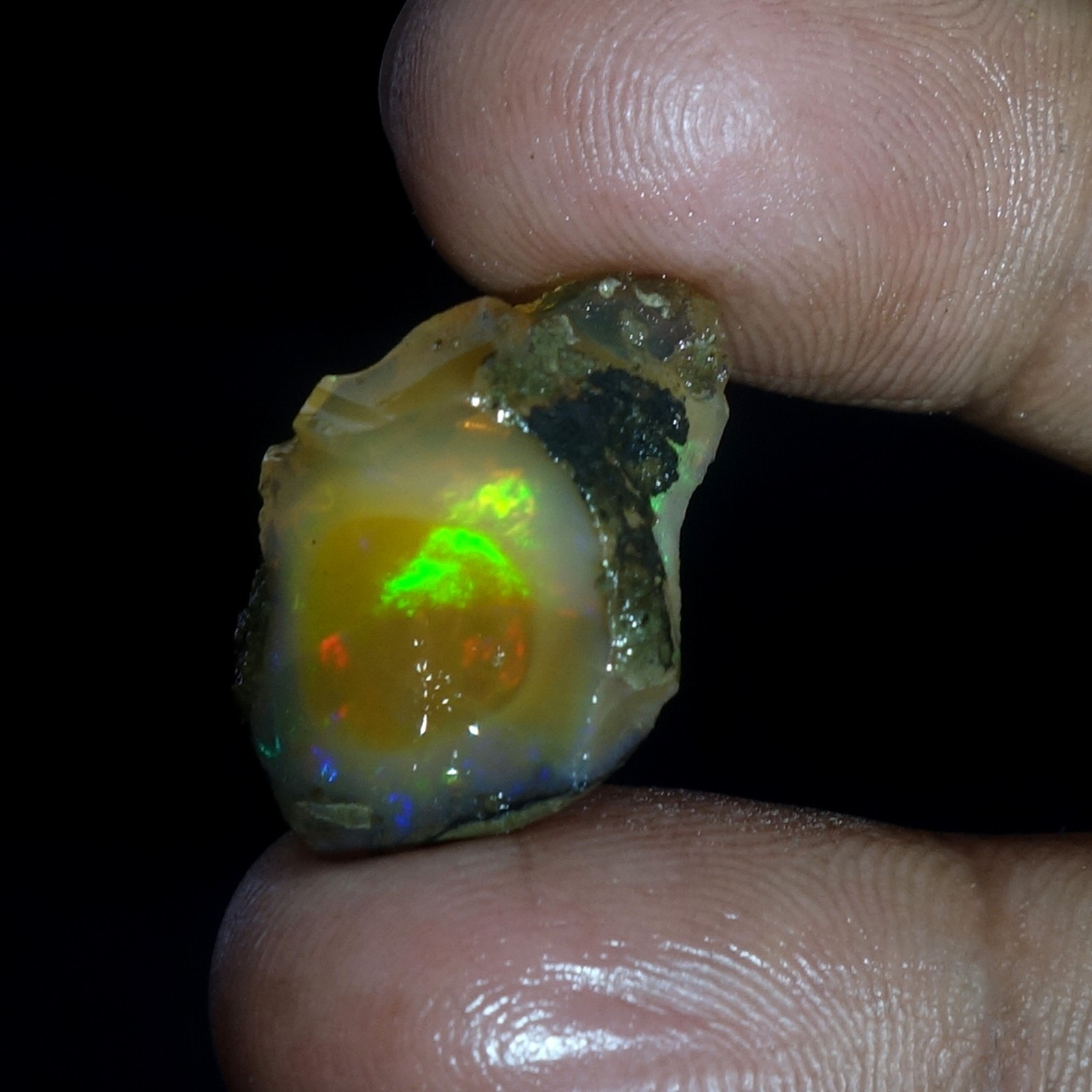 AA+ Ethiopian Oli Opal Rough Entreated Welo Opal Multi Fire Color Flash 11.80Cts