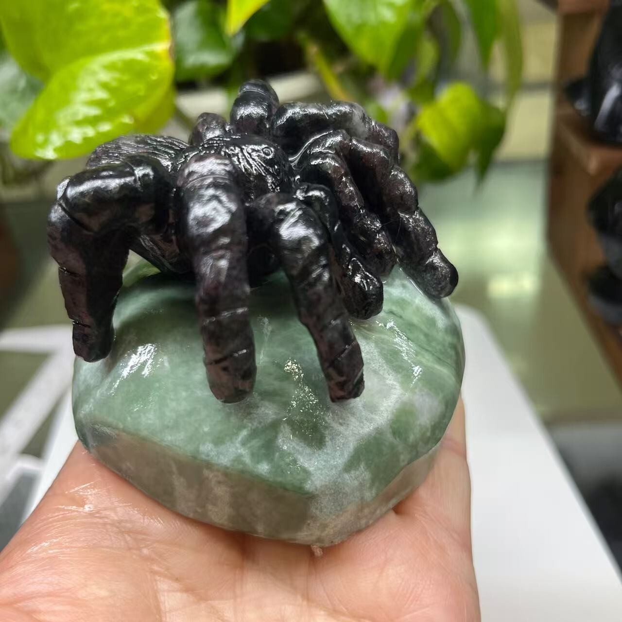1pc Natural garnet quartz carved Spider skull gift crystal reiki Random