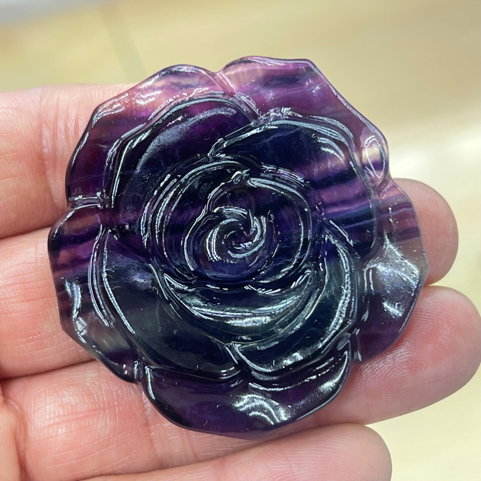 2″+Natural Colorful fluor Quartz Hand Carved flower skull Crystal Healing 1pc