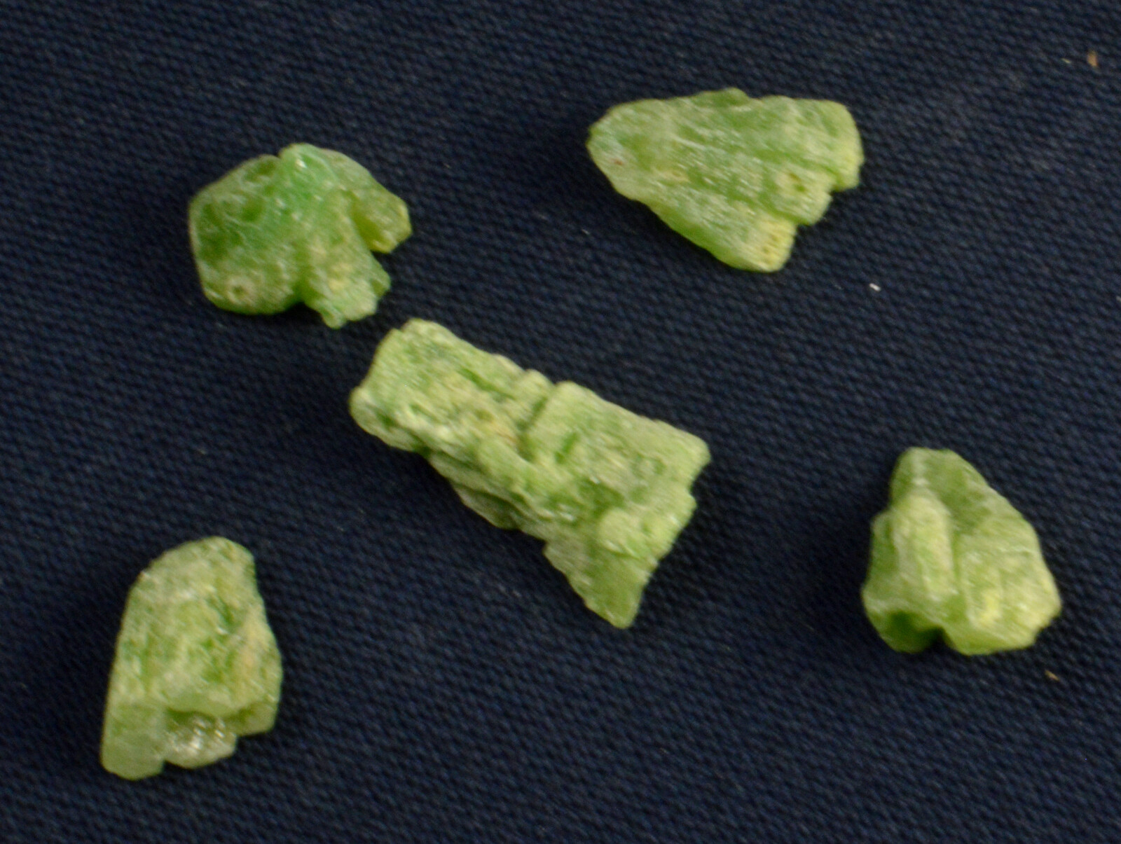 #11,515 Pyromorphite – China [5 Pieces]