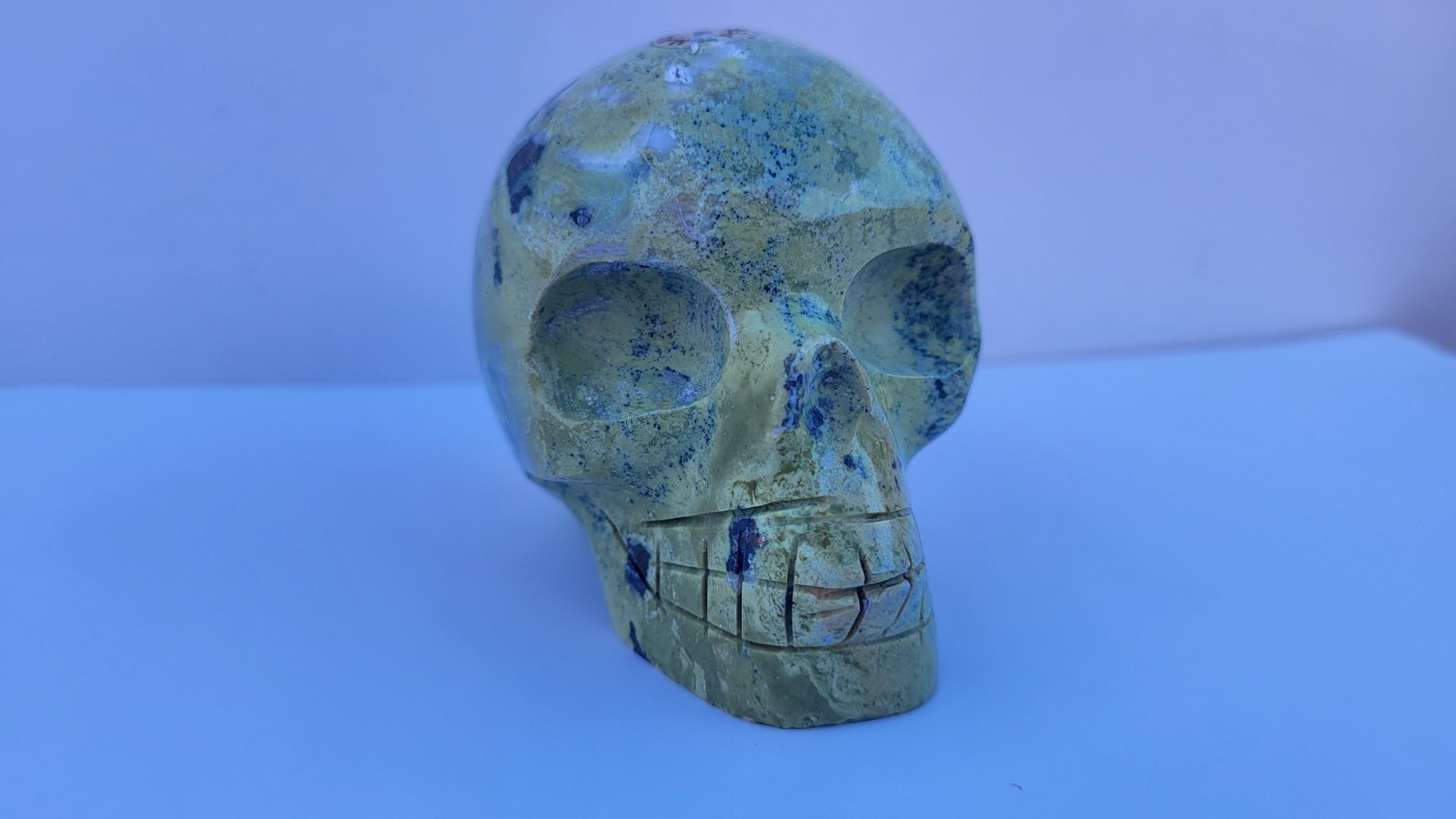 2.2″ GREEN SERPENTINE CARVED AND POLISHED SKULL – PERU