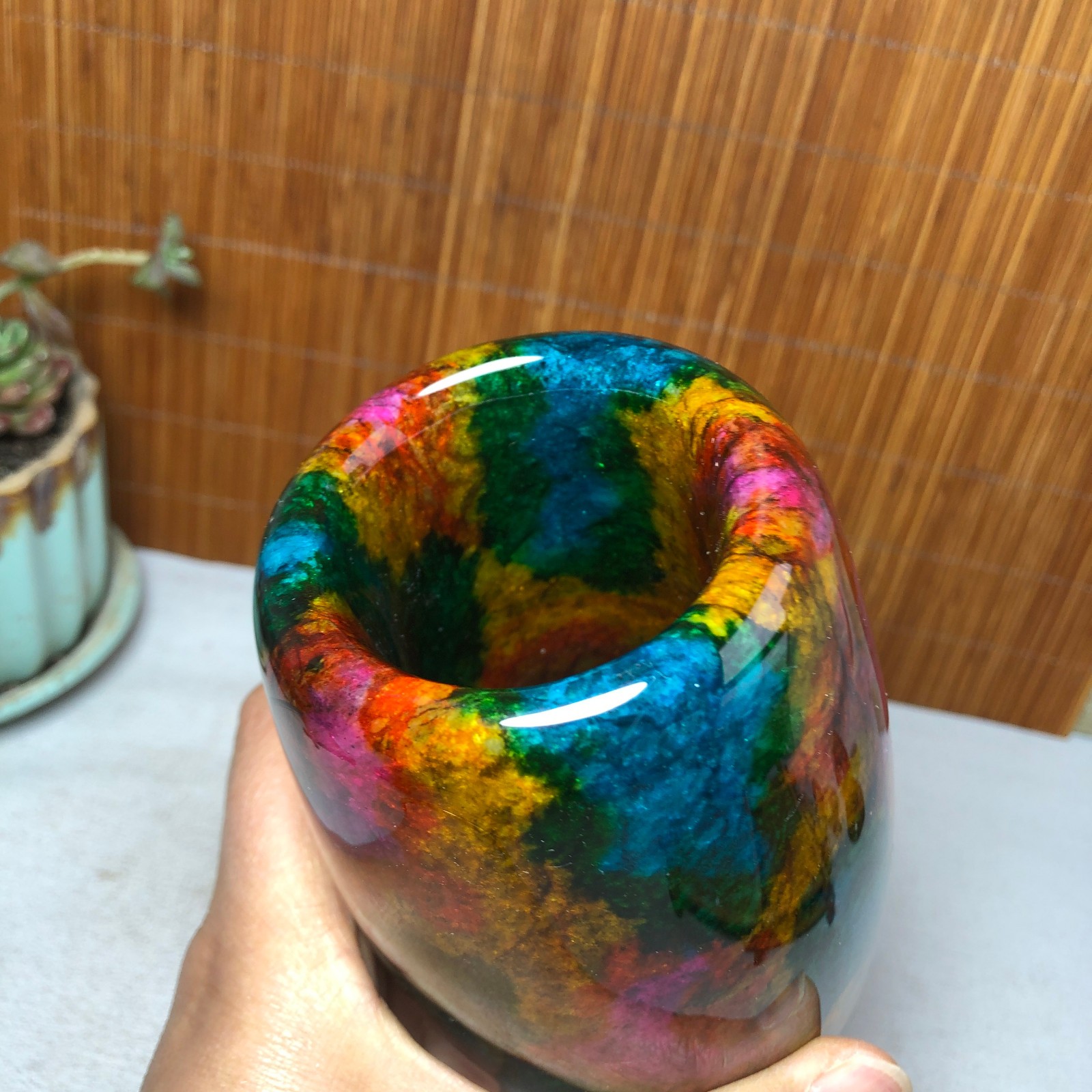Natural “Seven Colors Jade” vase specimen -Taiwan China 1095g 130-78-78mm A4901