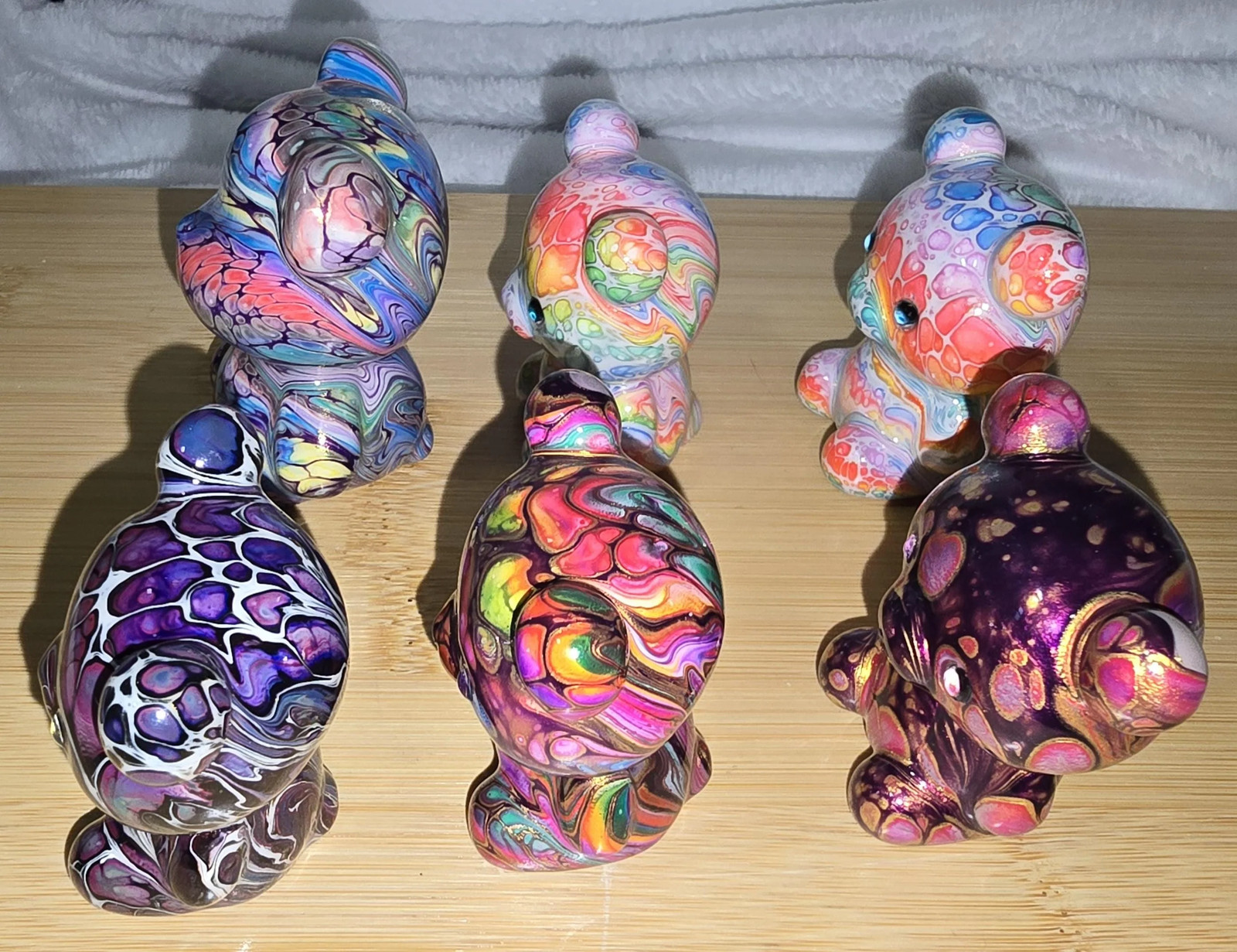 Colorful Daqi Bear Lacquer Painted Sandalwood