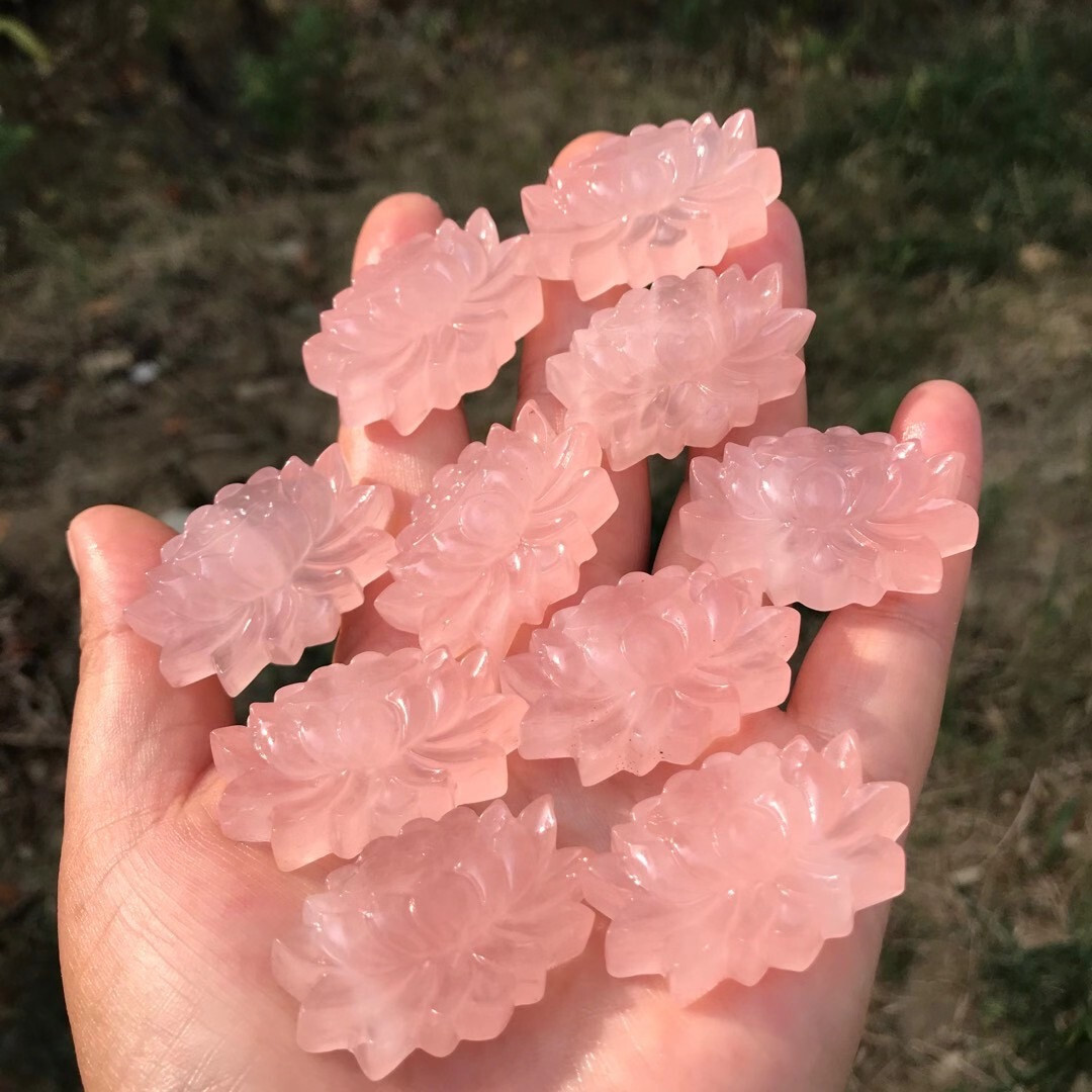 1PC Natural Pink Rose lotus Carved quartz crystal skull reiki healing Random
