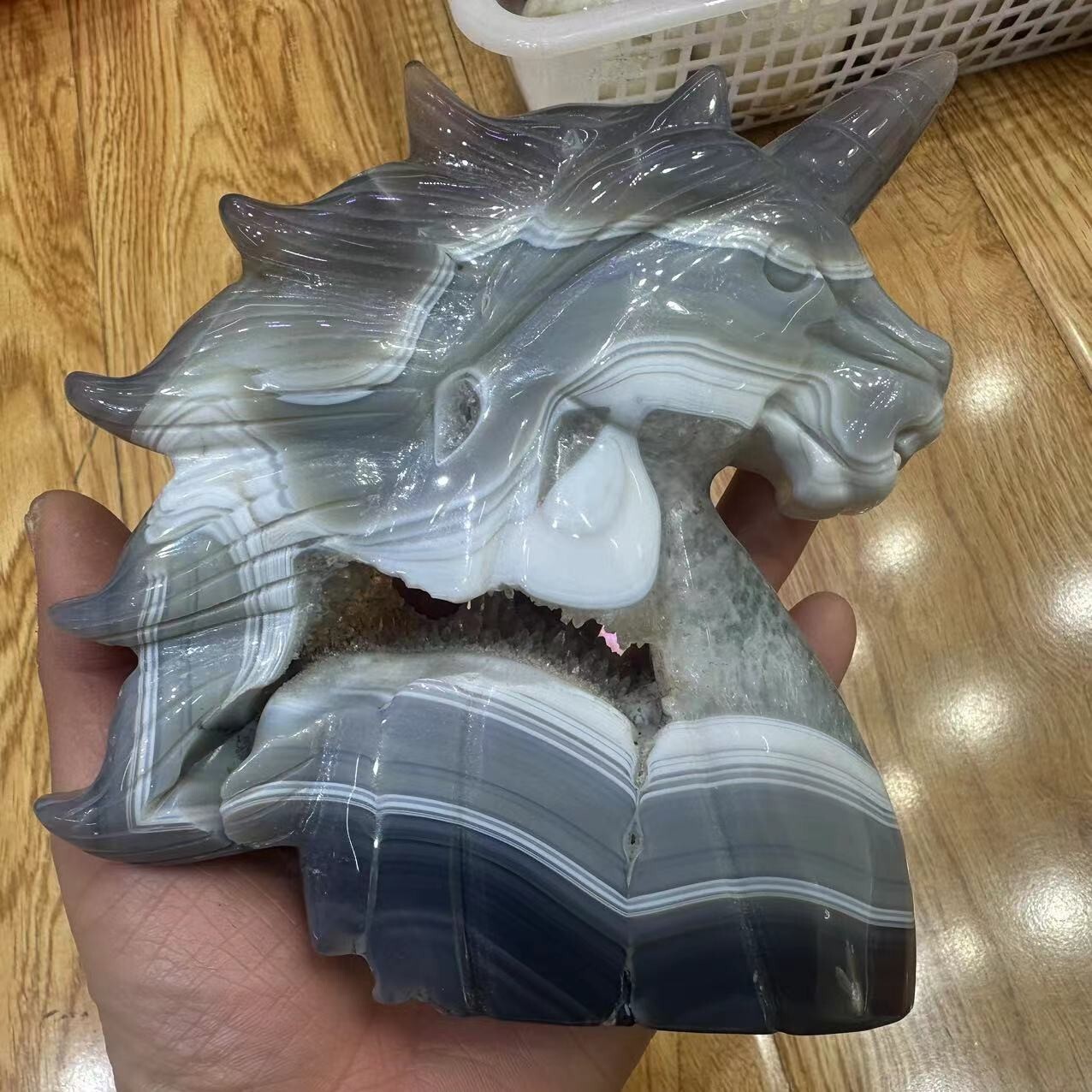 1pc Natural agate geode crystal quartz Carved unicorn skull Healing Decor Reiki