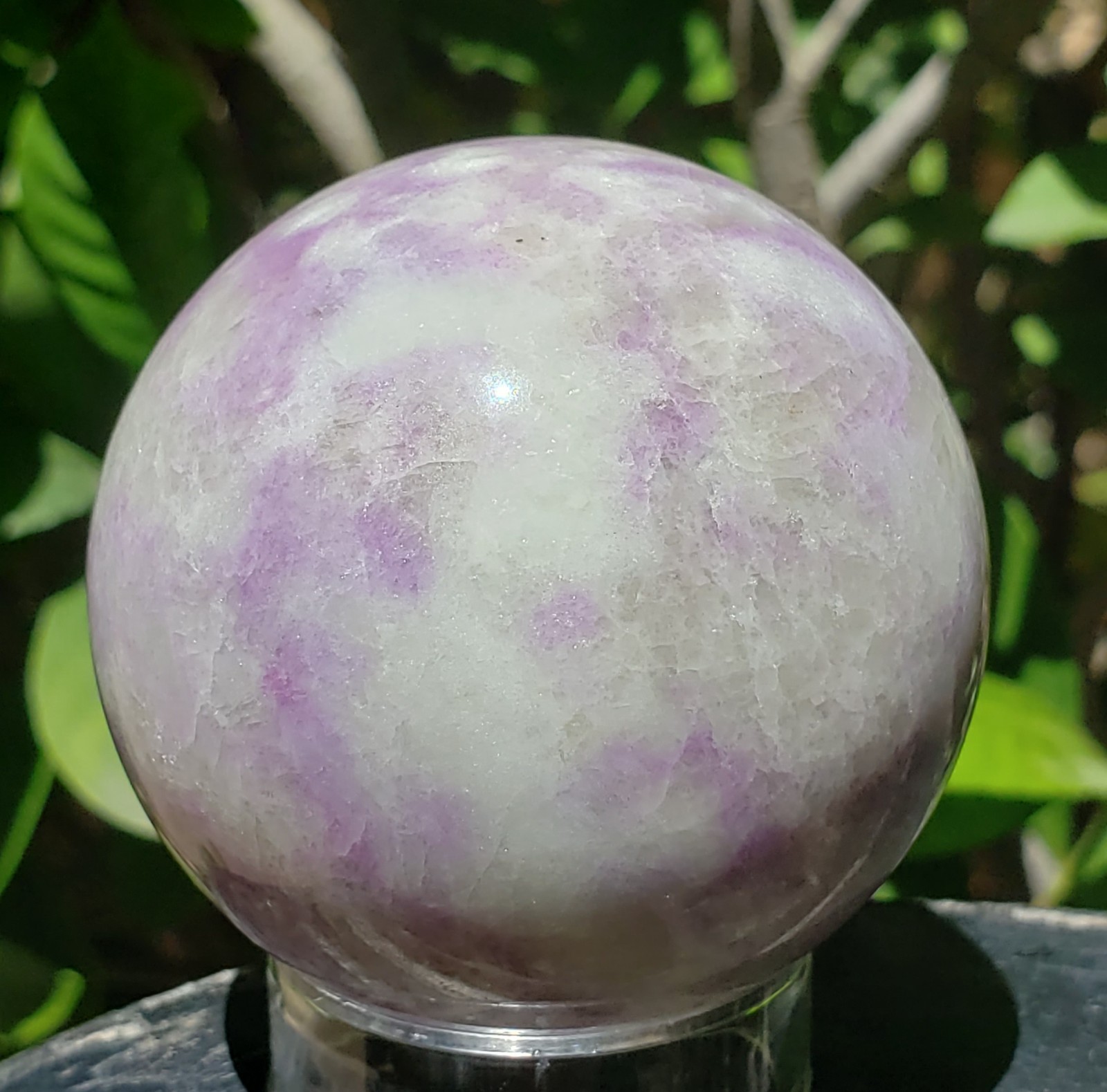 1.95″ Hackmanite Mineral Sphere Orb Ball STRONG UV, 186g or 6.56 oz