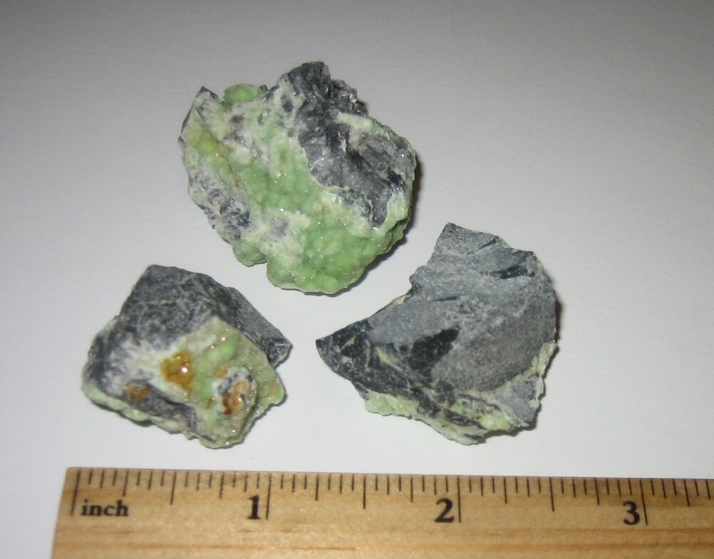 3pc BEAUTIFUL NATURAL 0.9″- 1.5″ LIGHT GREEN WAVELLITE CRYSTAL CLUSTERS ~ 51g *1