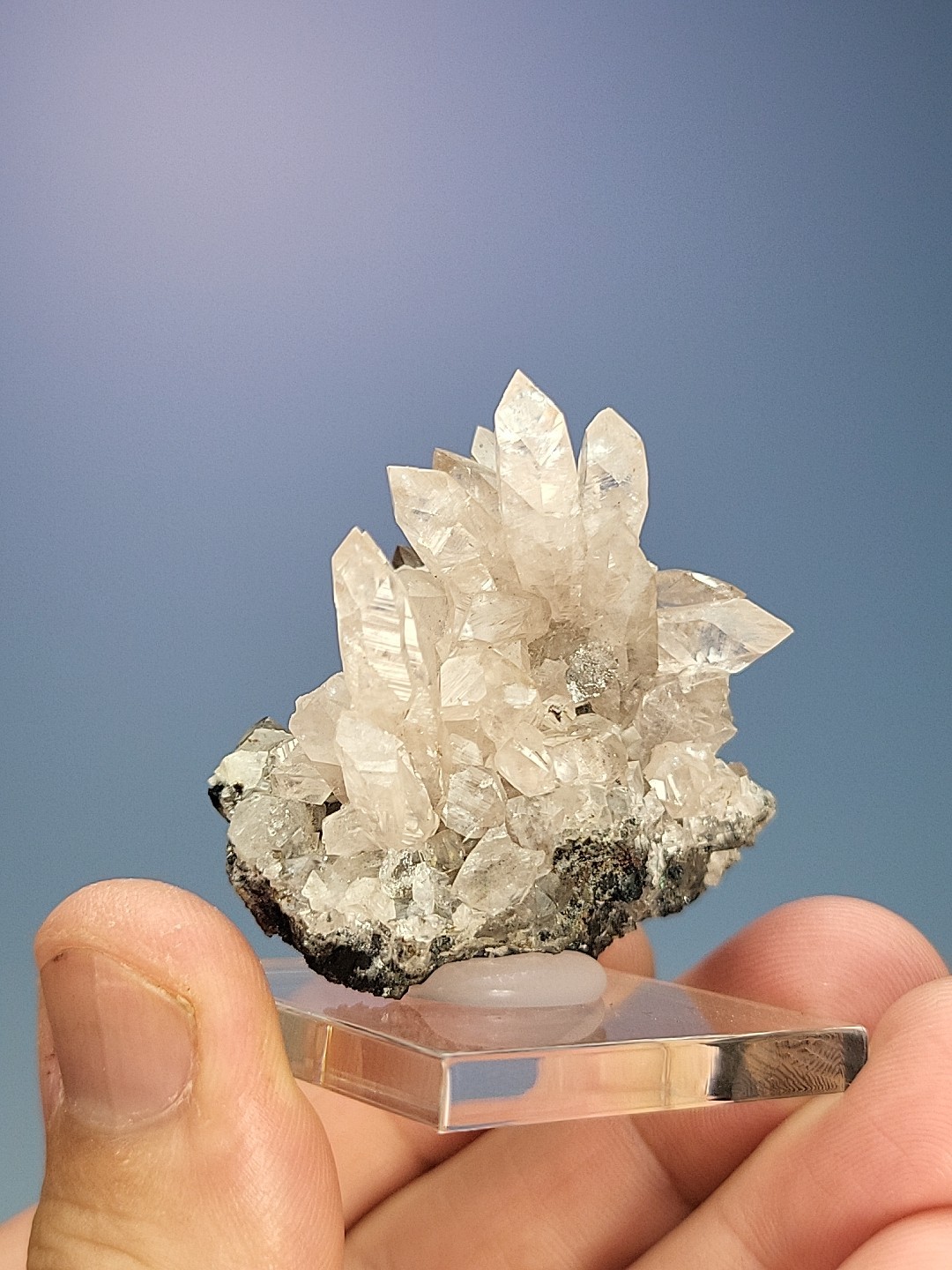 SHOWY Smithsonite, Tsumeb Mine, Namibia. (Small Cab) Ex Soregaroli, Gazmuri…
