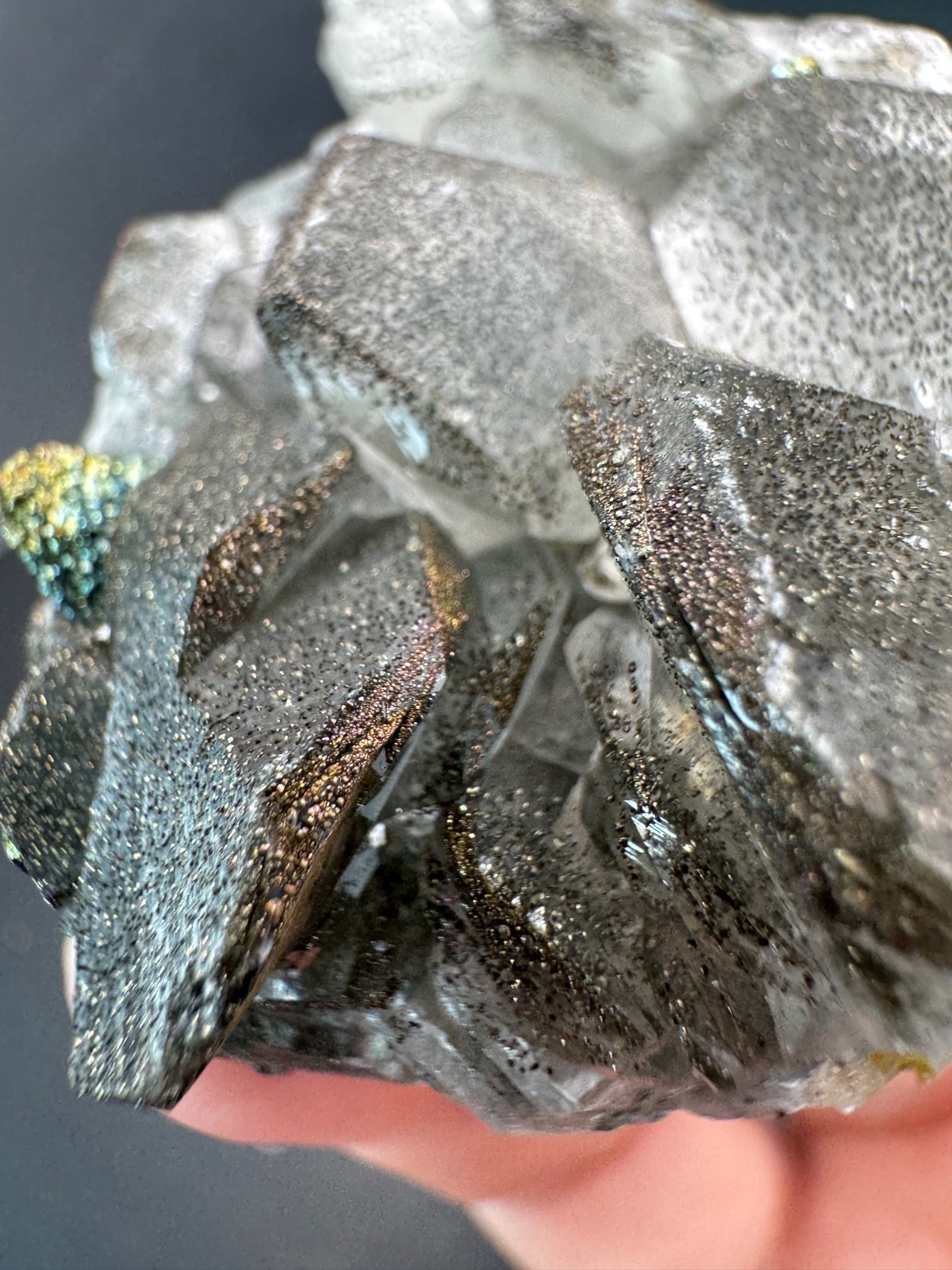 6703 Rainbow Chalcopyrite on Gray Benz Calcite Fu Jian 55g
