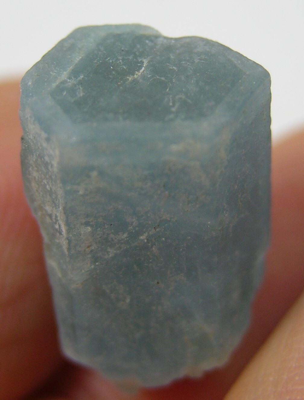 16.00ct Vietnam 100% Natural Rough Aquamarine Crystal Stick Specimen 3.20g 19mm
