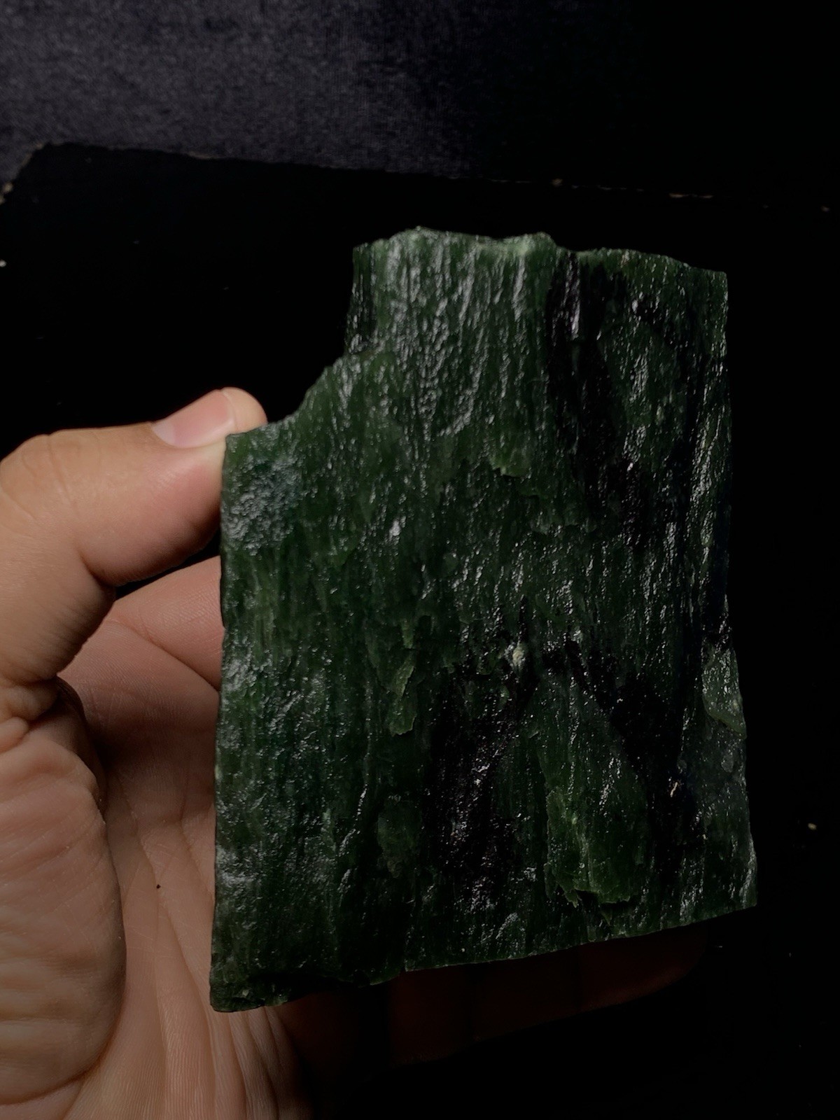 Top Quality Nephrite Jade Rough Stone 1.024kg 4x4x2″ Raw Green Mineral Specimen