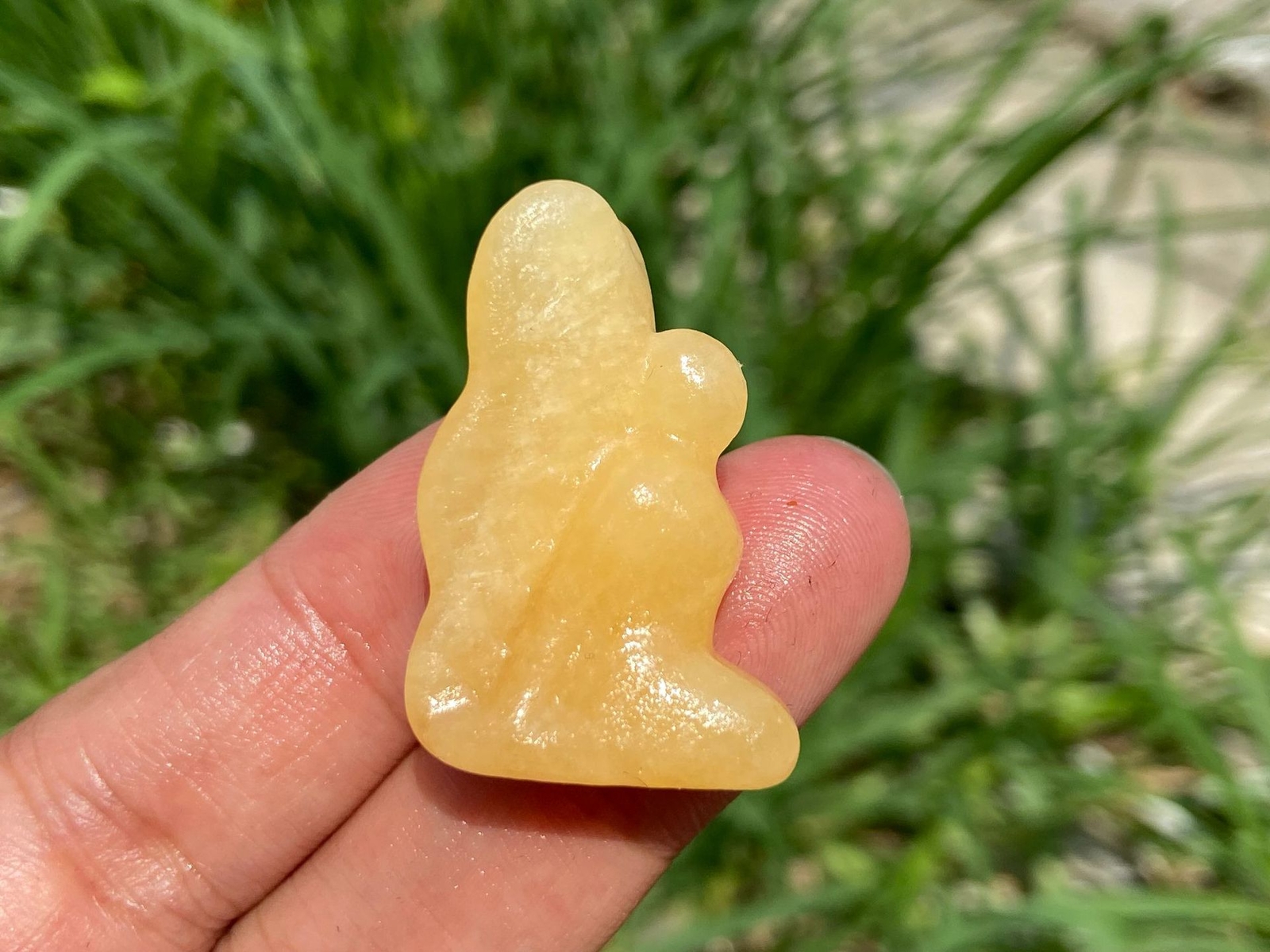 1.2″ Natural Fluorite Butterfly Fairy Carved Quartz Crystal Skull Healing 1PC