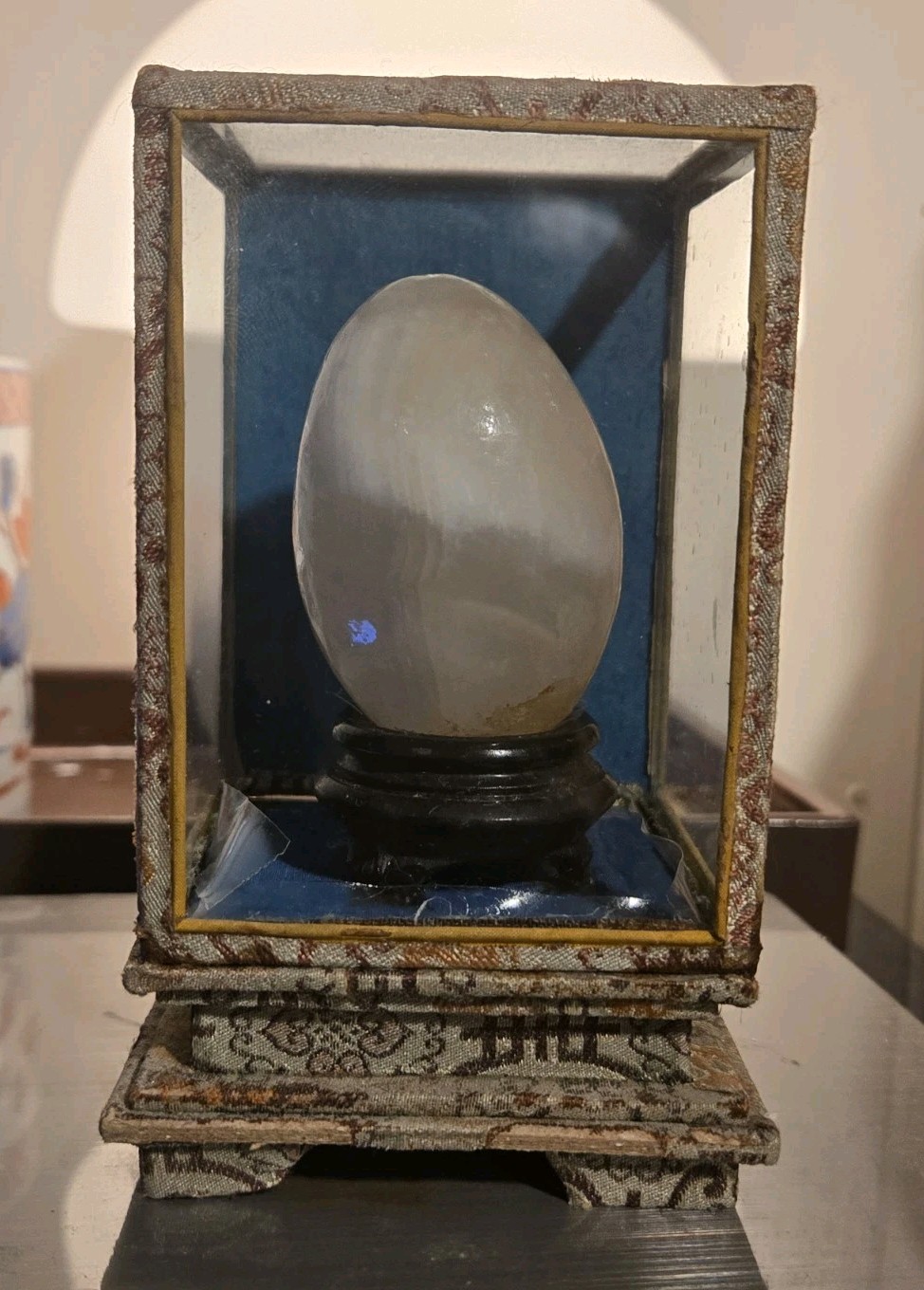 Vintage Banded Onyx Calcite Stone Egg w/ Display Stand & Glass Silk Presentation