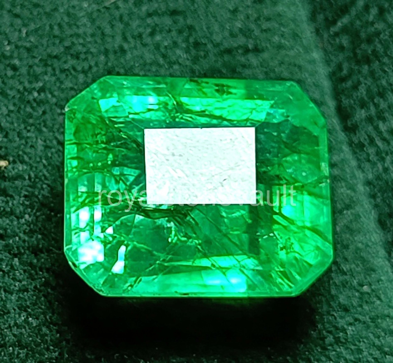 10.50 Ct Natural Green Emerald Emerald Cut Loose Gemstone IGL Certified – 5AOT
