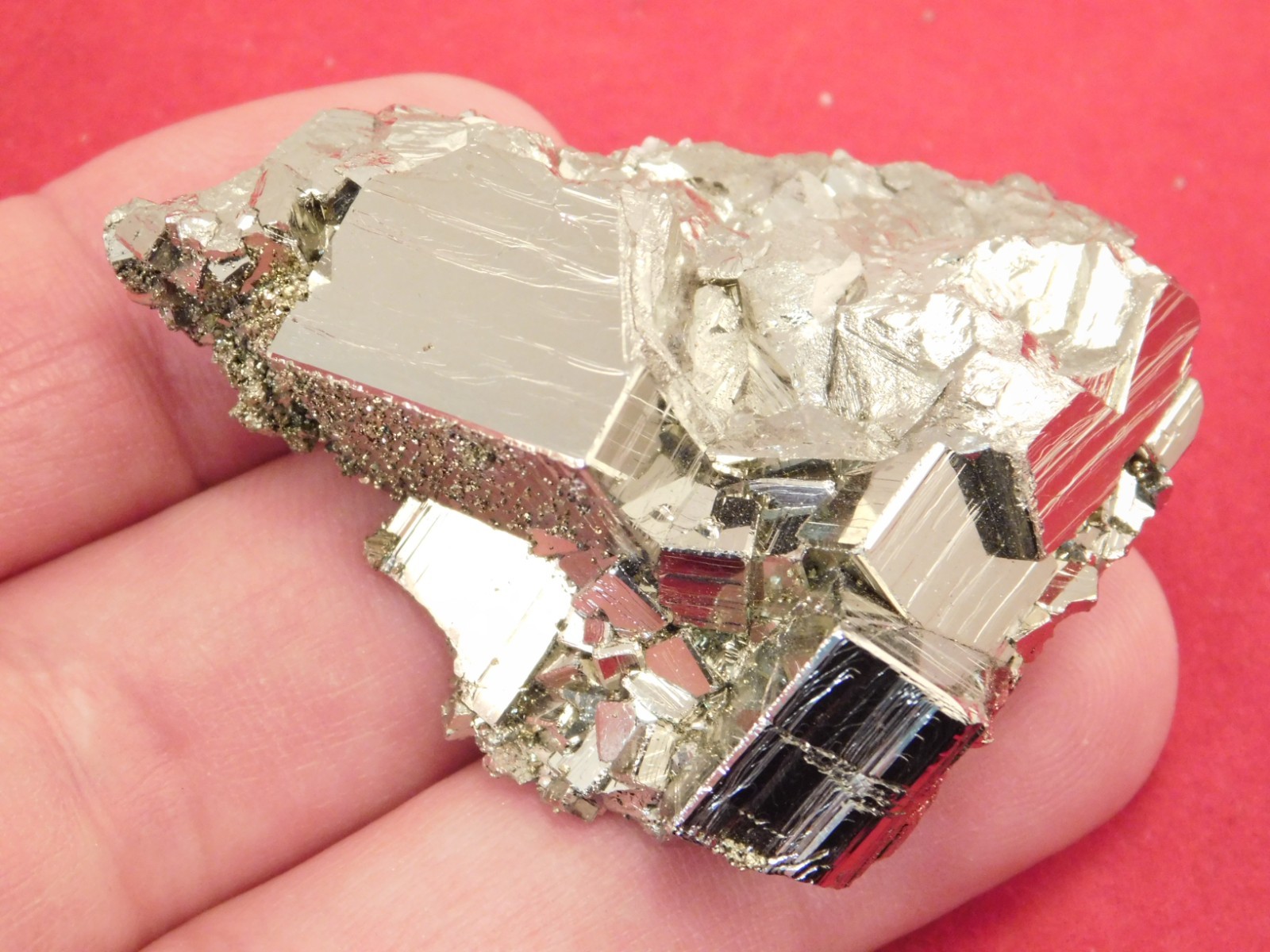 Smaller PYRITE Crystal CUBE Cluster! Nice and 100% Natural Peru 74.6gr