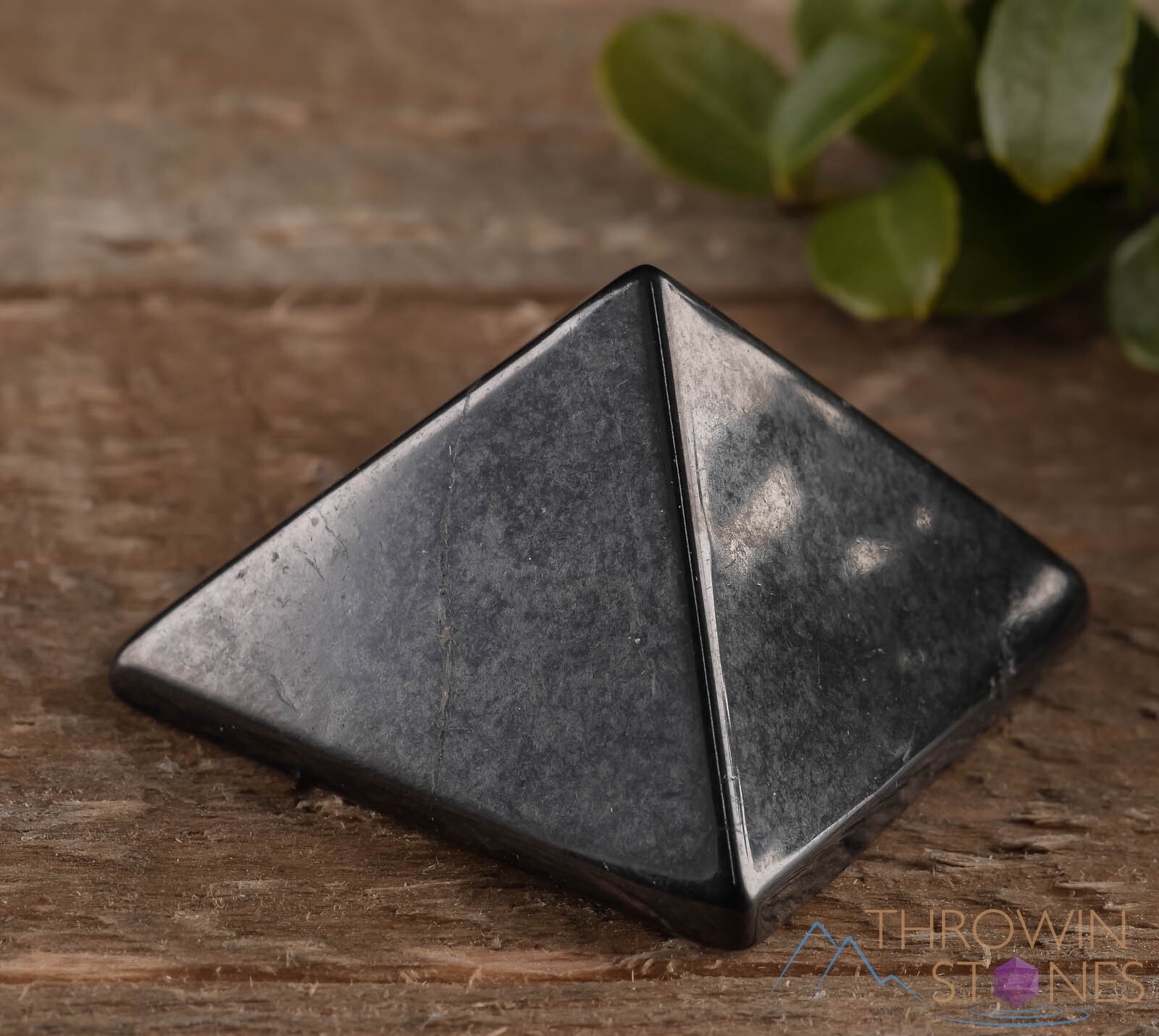 SHUNGITE Crystal Pyramid – EMF Protection, Sacred Geometry, Metaphysical, E0308