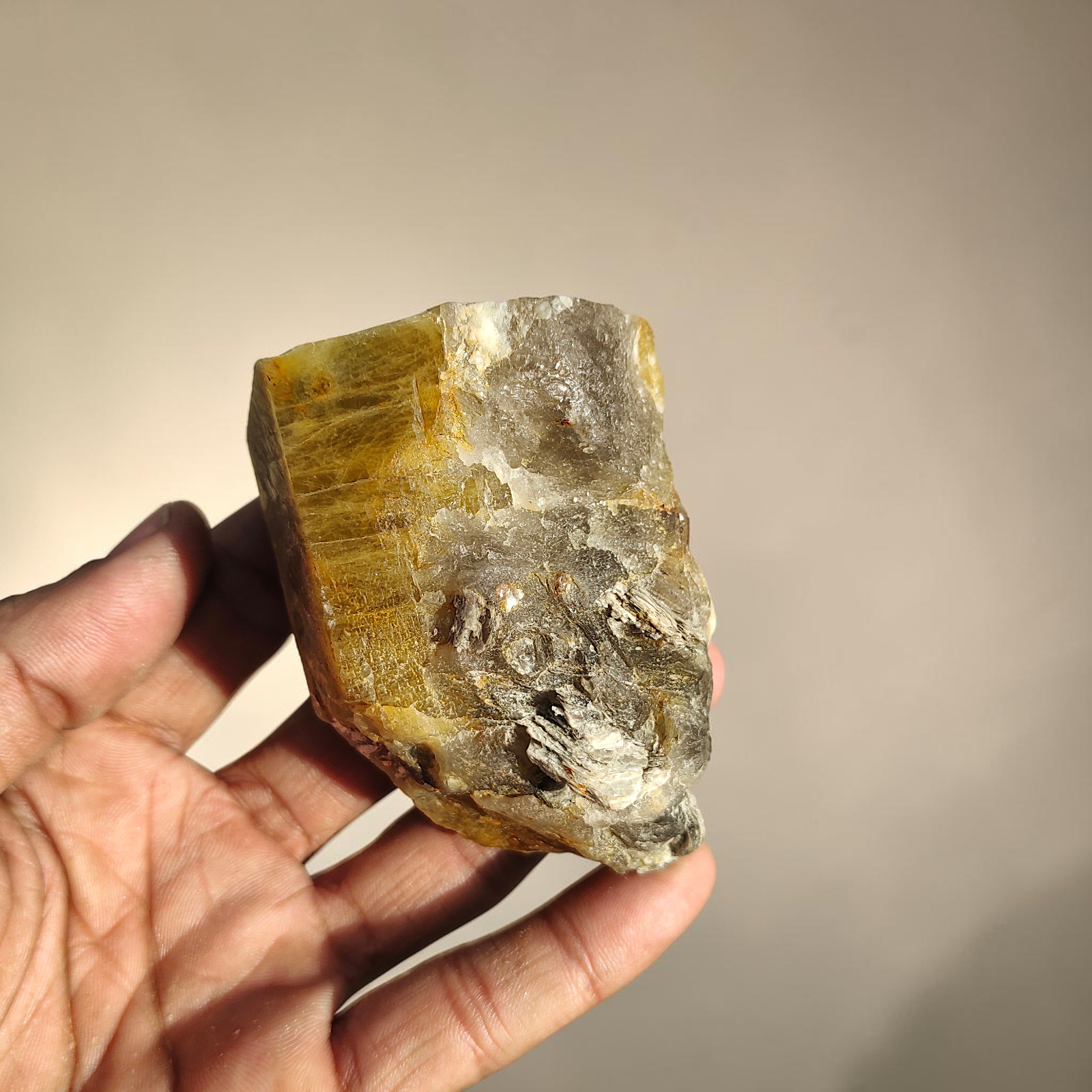 297g Natural Rough Heliodor Beryl Crystal Mineral Specimen Yellow Beryl India