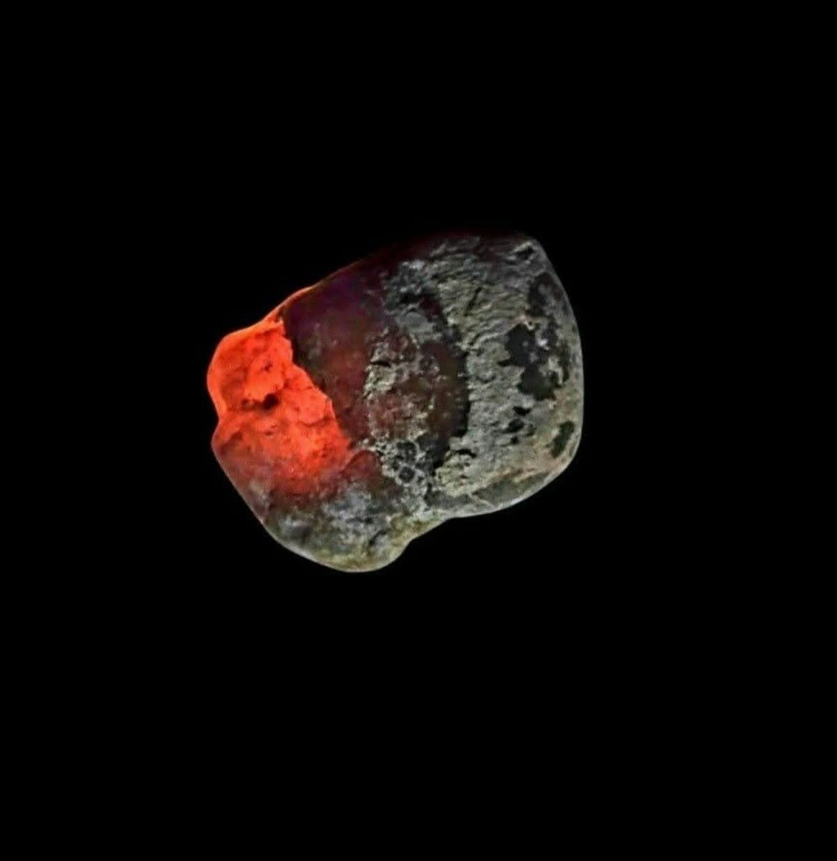 31.5g Natural Dark Green Jadite Jade | Red & White Veining | Guatemala