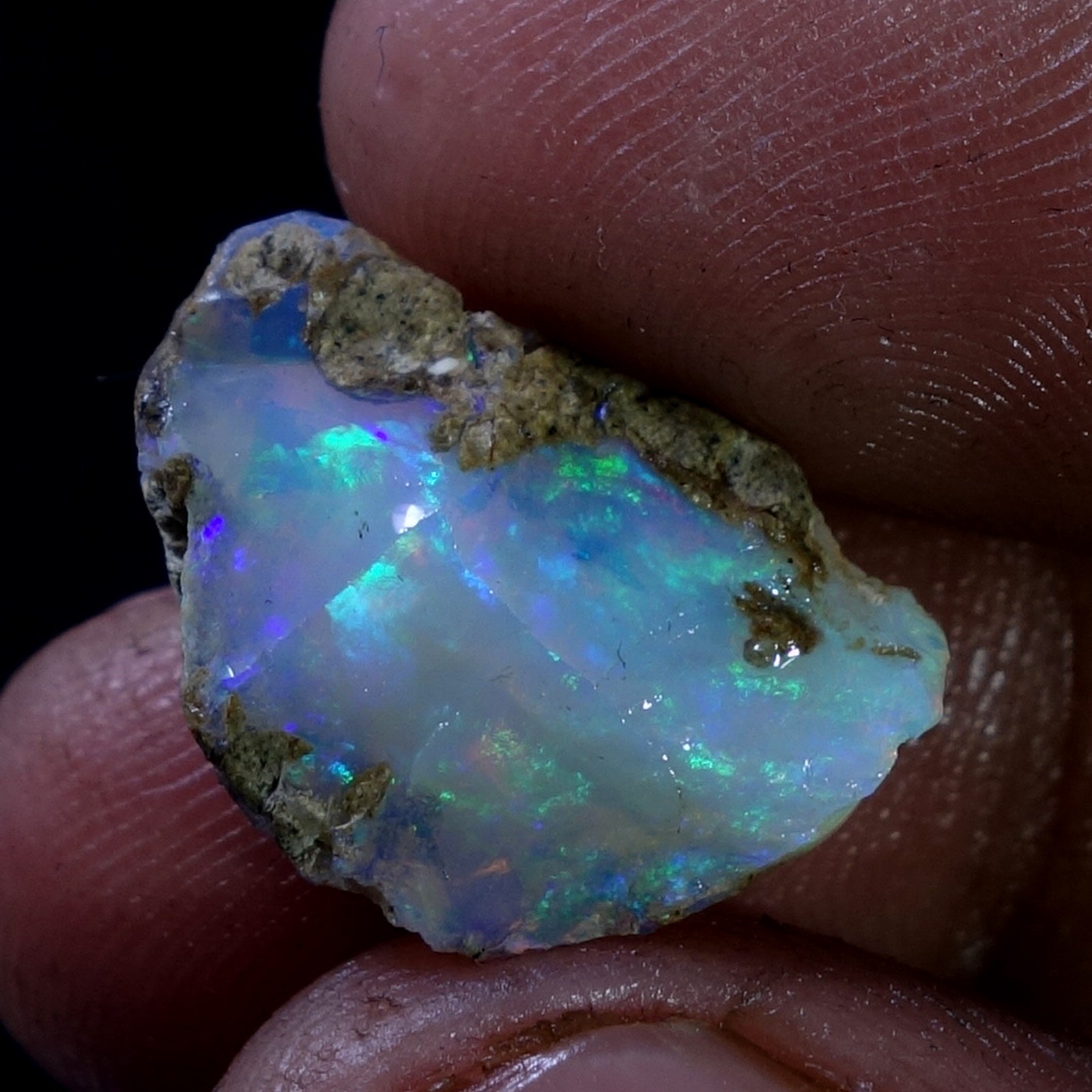 AA+ Ethiopian Dry Opal Rough Entreated Welo Opal Multi Fire Color Flash 07.60Cts