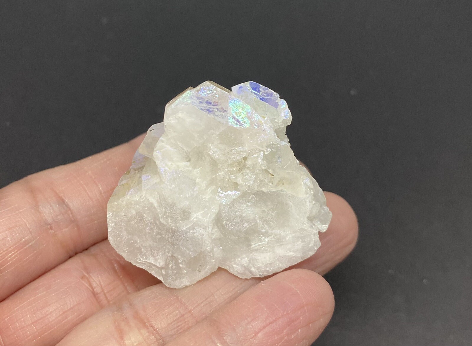 Titanium Rainbow Angel Aura Genuine Quartz Crystal Healing Chakra 33.2g 1 1/2in