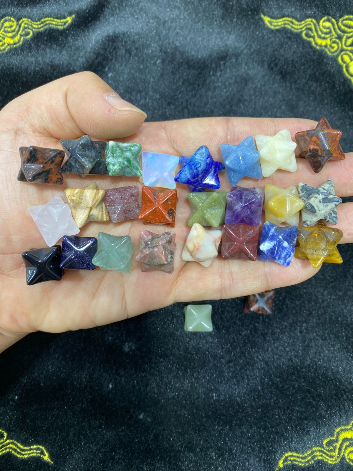 10pcs Natural Mixed Quartz Merkaba Star Carved Crystal Skull Reiki Point Healing