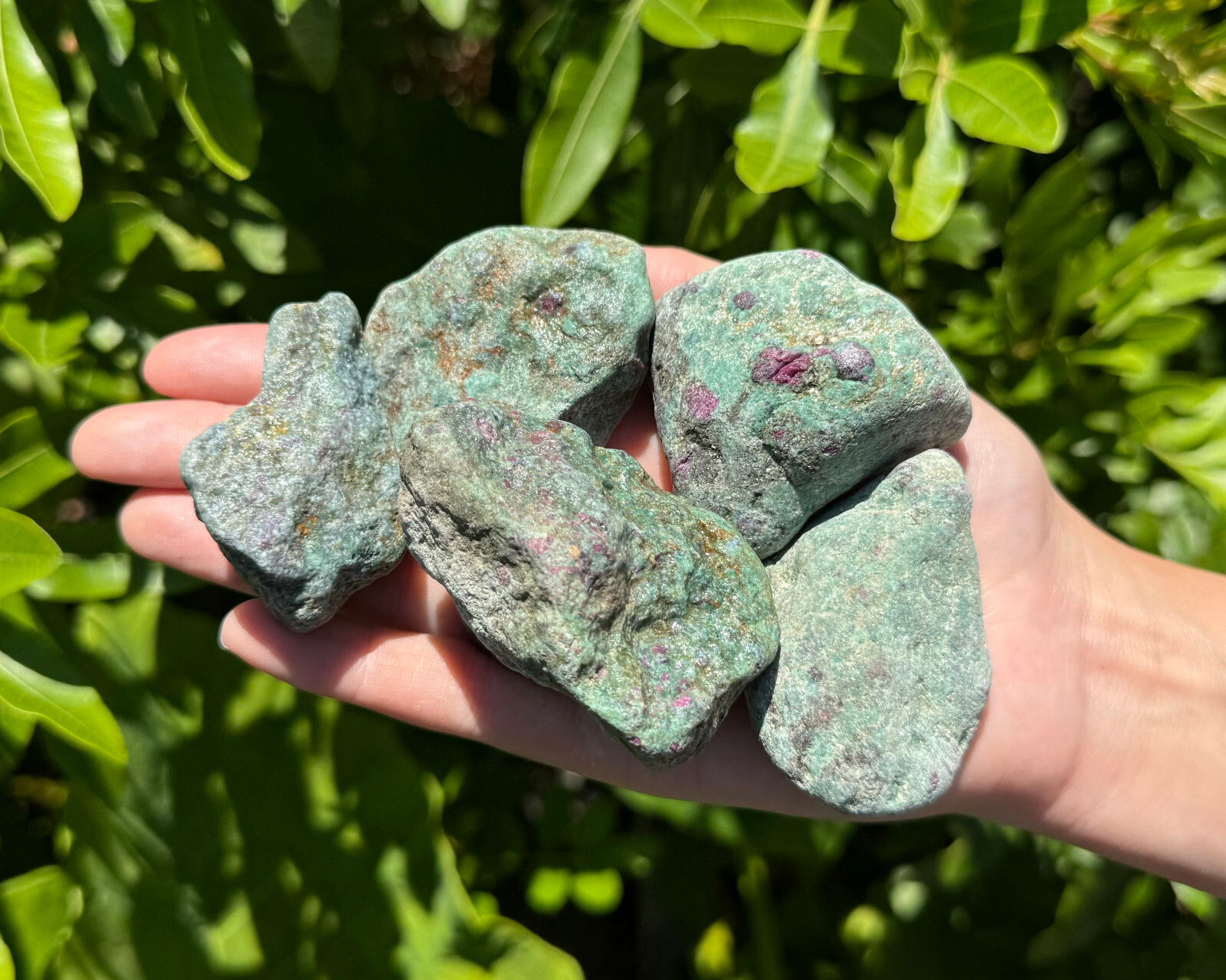 1/4 lb CLEARANCE Bulk Lot Natural Rough Ruby Zoisite (Raw Ruby Zoisite, 4 oz)