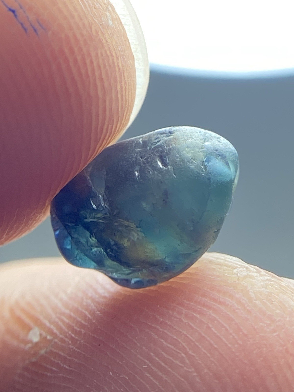 3.75 Carats Amazing Facet Grade Blue Teal Sapphire Rough Piece@Madagascar