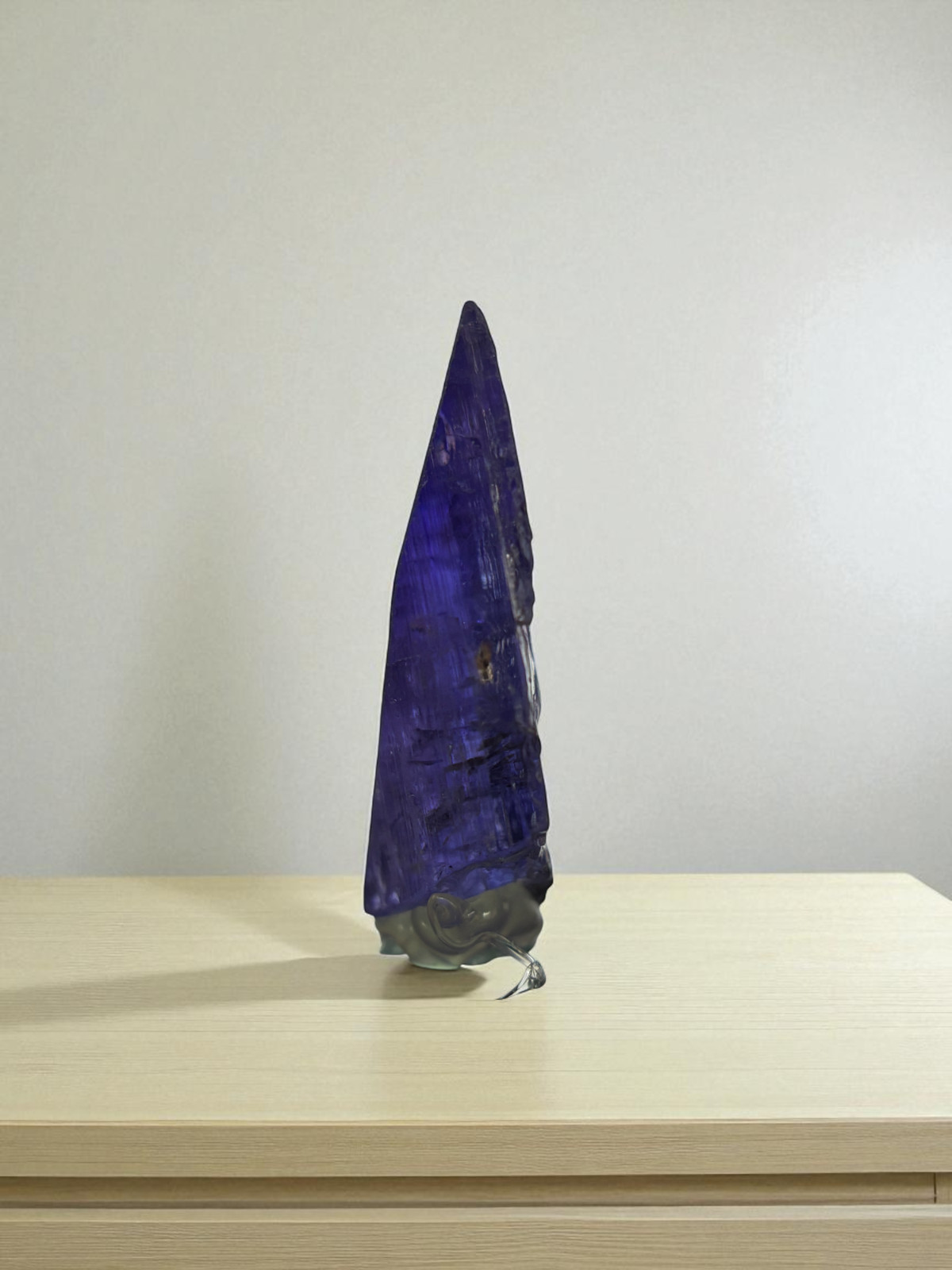 Fine Pleochroic Unheated Natural Tanzanite Crystal Rough Gemstone 14.58 Carats