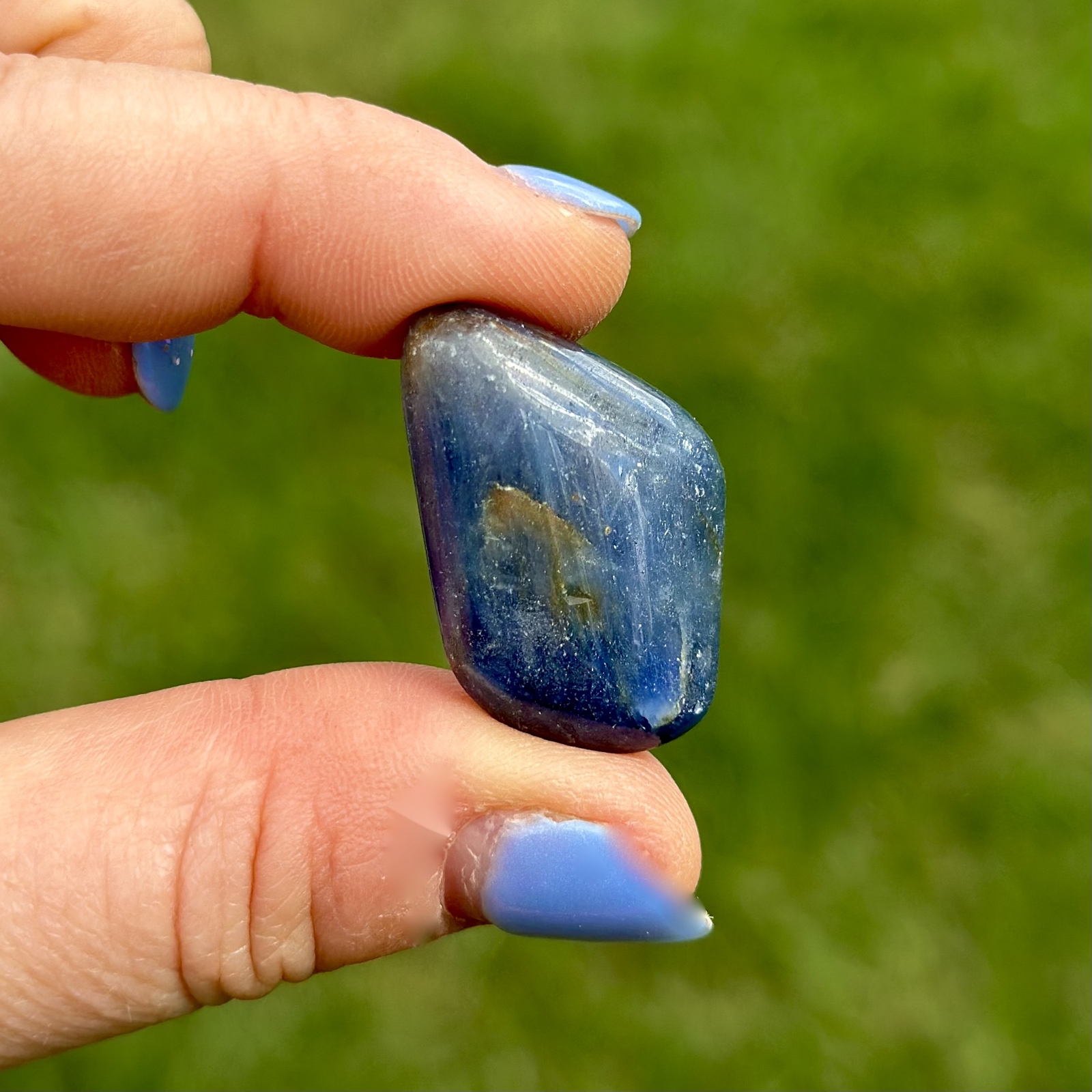 Blue Sapphire Tumbled Stone (Grade A) Natural Blue Sapphire Gemstone from India