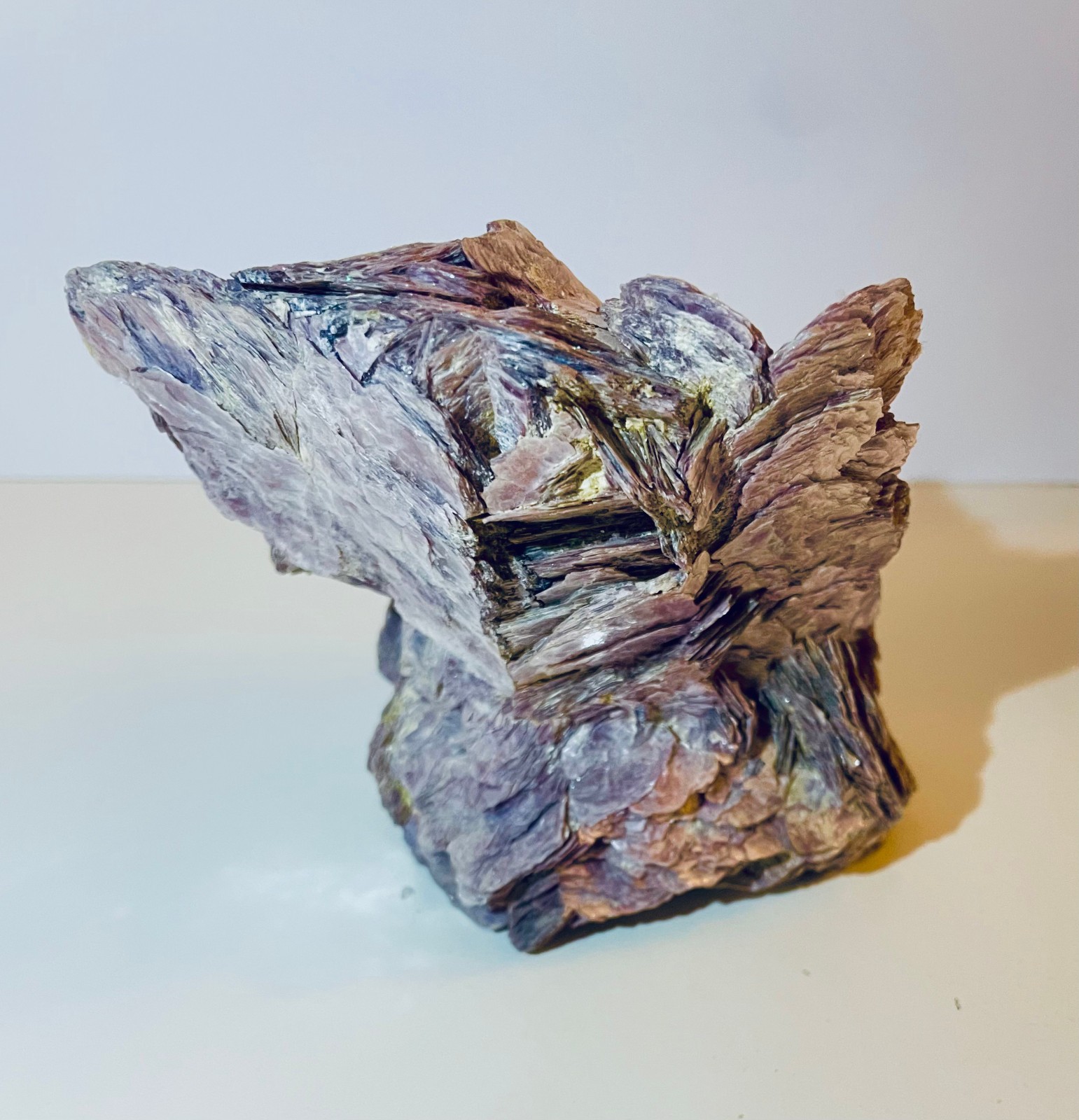Sparkly Flower LEPIDOLITE Purple Lilac Mica Specimen 4lb 12oz (5.5″ x 6″ x 6.5″)